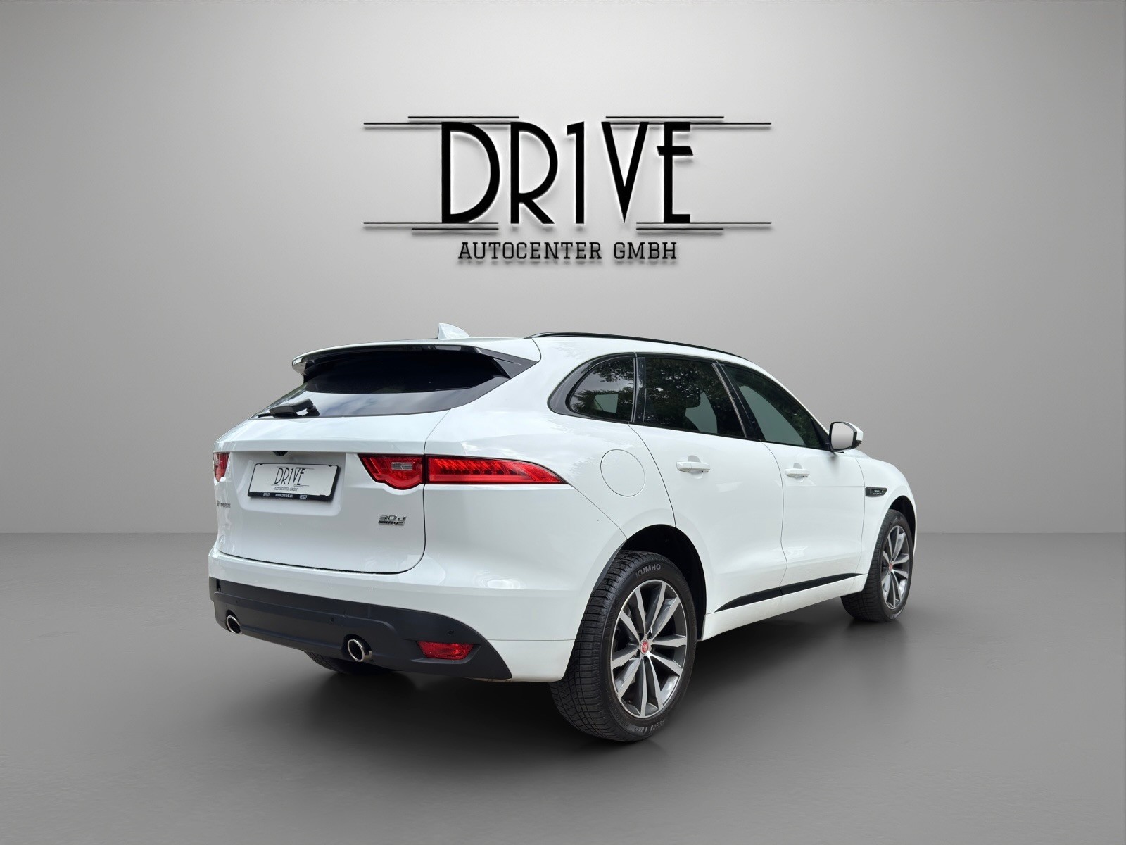 JAGUAR F-Pace 3.0 TD R-Sport AWD Automatik-image-4
