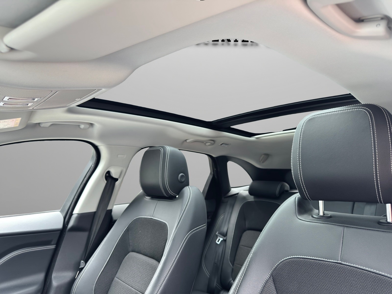 JAGUAR F-Pace 3.0 TD R-Sport AWD Automatik-image-12