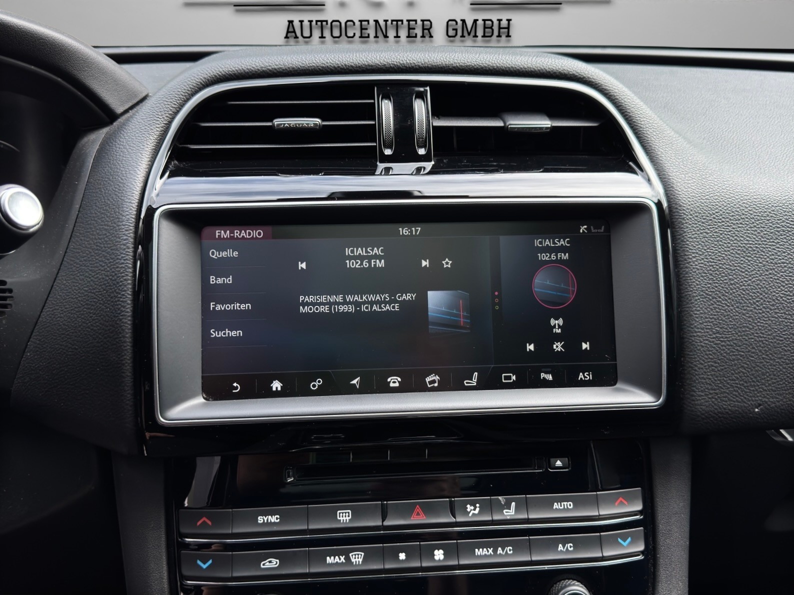 JAGUAR F-Pace 3.0 TD R-Sport AWD Automatik-image-16
