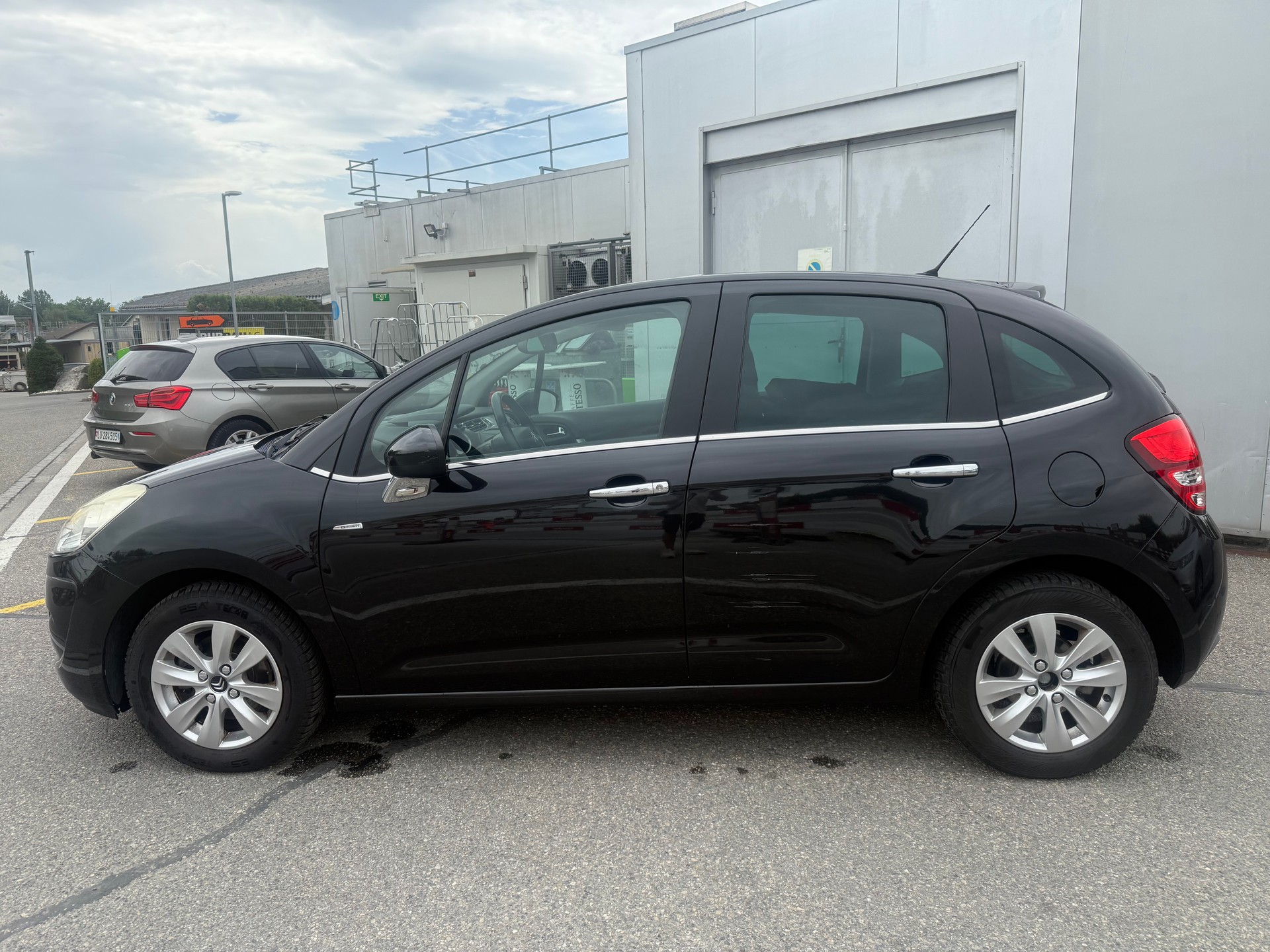 CITROEN C3 1.6i 16V Exclusive Automatic (MFK,SERVICE)-image-2
