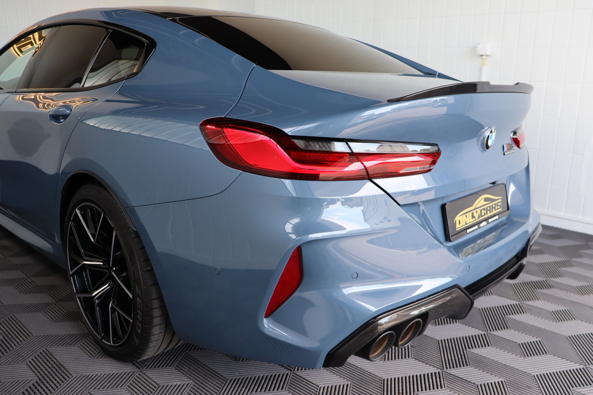 BMW M8 xDrive M Competition Steptronic**BMW INDIVIDUAL**-image-8