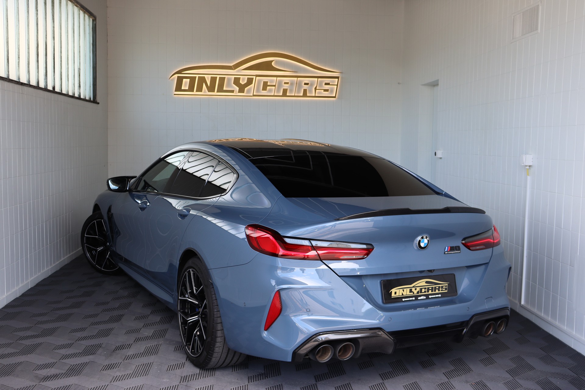 BMW M8 xDrive M Competition Steptronic**BMW INDIVIDUAL**-image-30