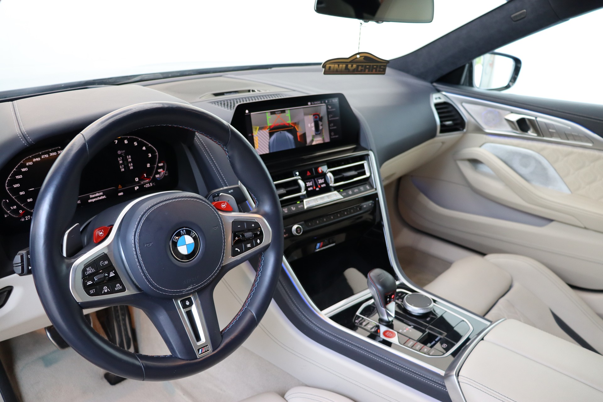 BMW M8 xDrive M Competition Steptronic**BMW INDIVIDUAL**-image-11