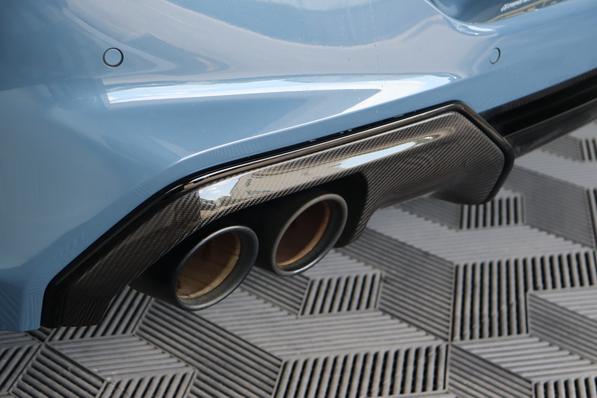 BMW M8 xDrive M Competition Steptronic**BMW INDIVIDUAL**-image-9