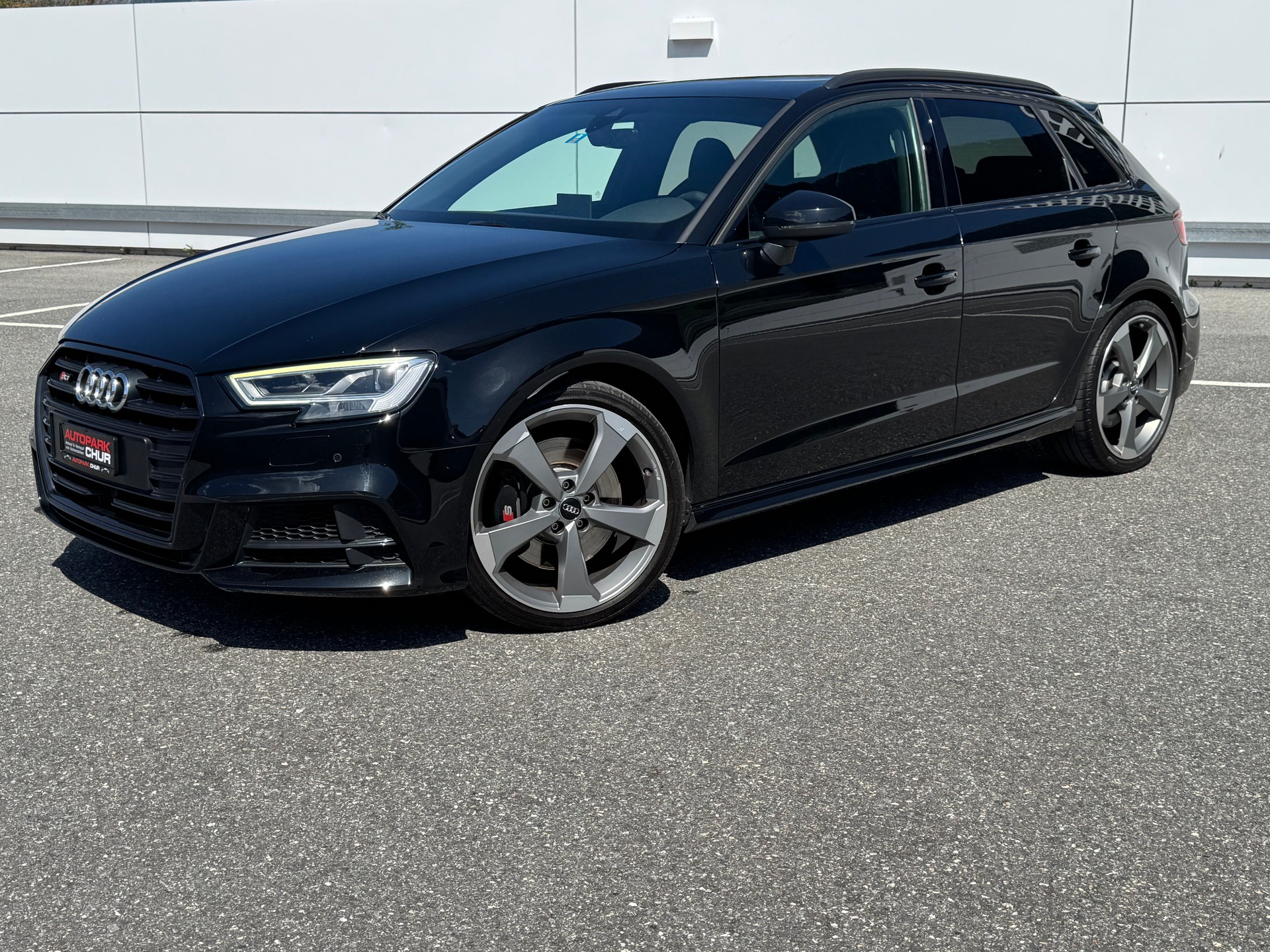 AUDI S3 Sportback 2.0 TFSI quattro S-tronic-image-1