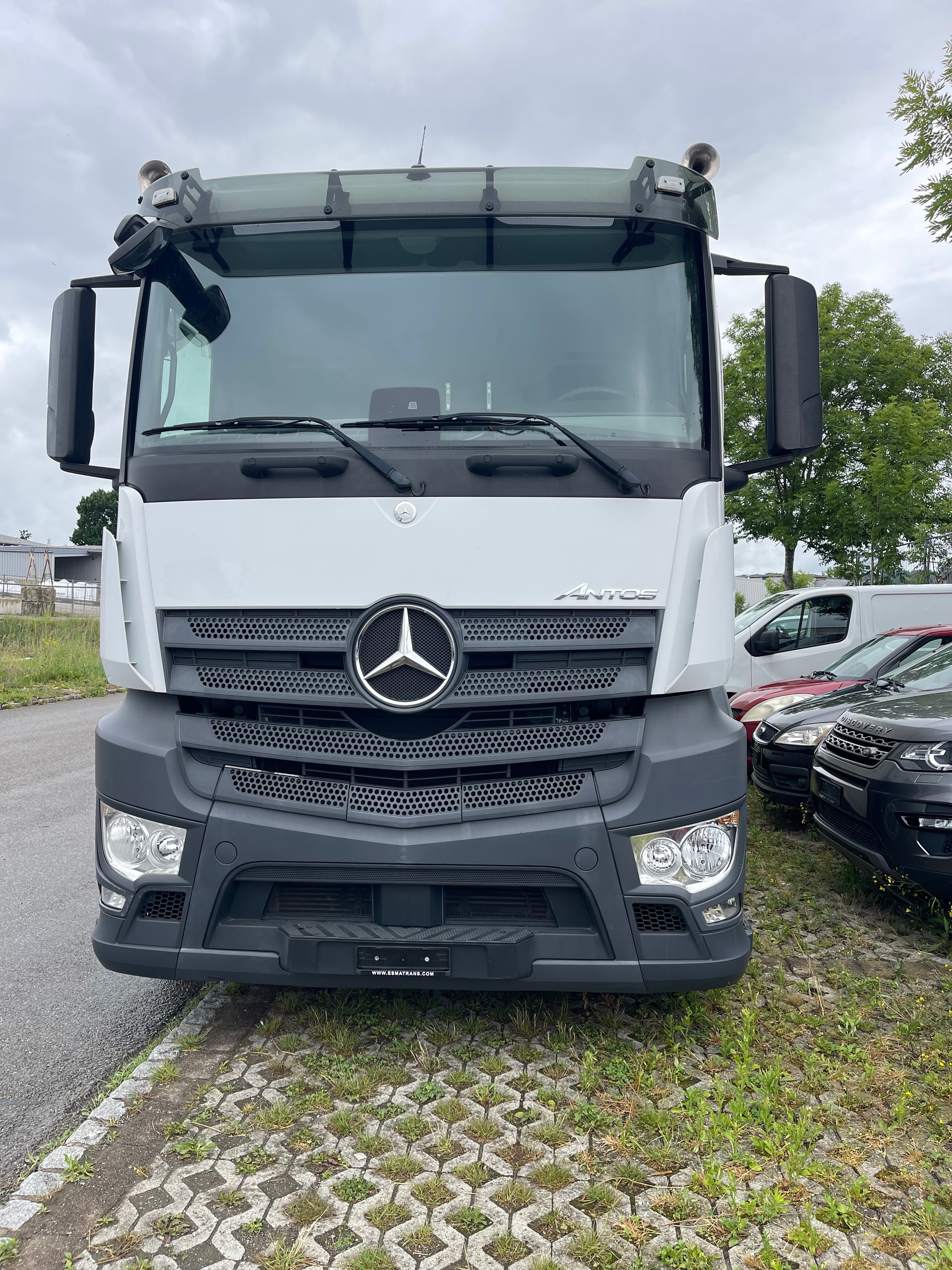 MERCEDES-BENZ Antos 1851-image-0