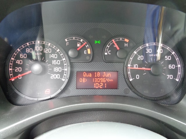 FIAT Panda 1.3 16V JTD Cross 4x4-image-10