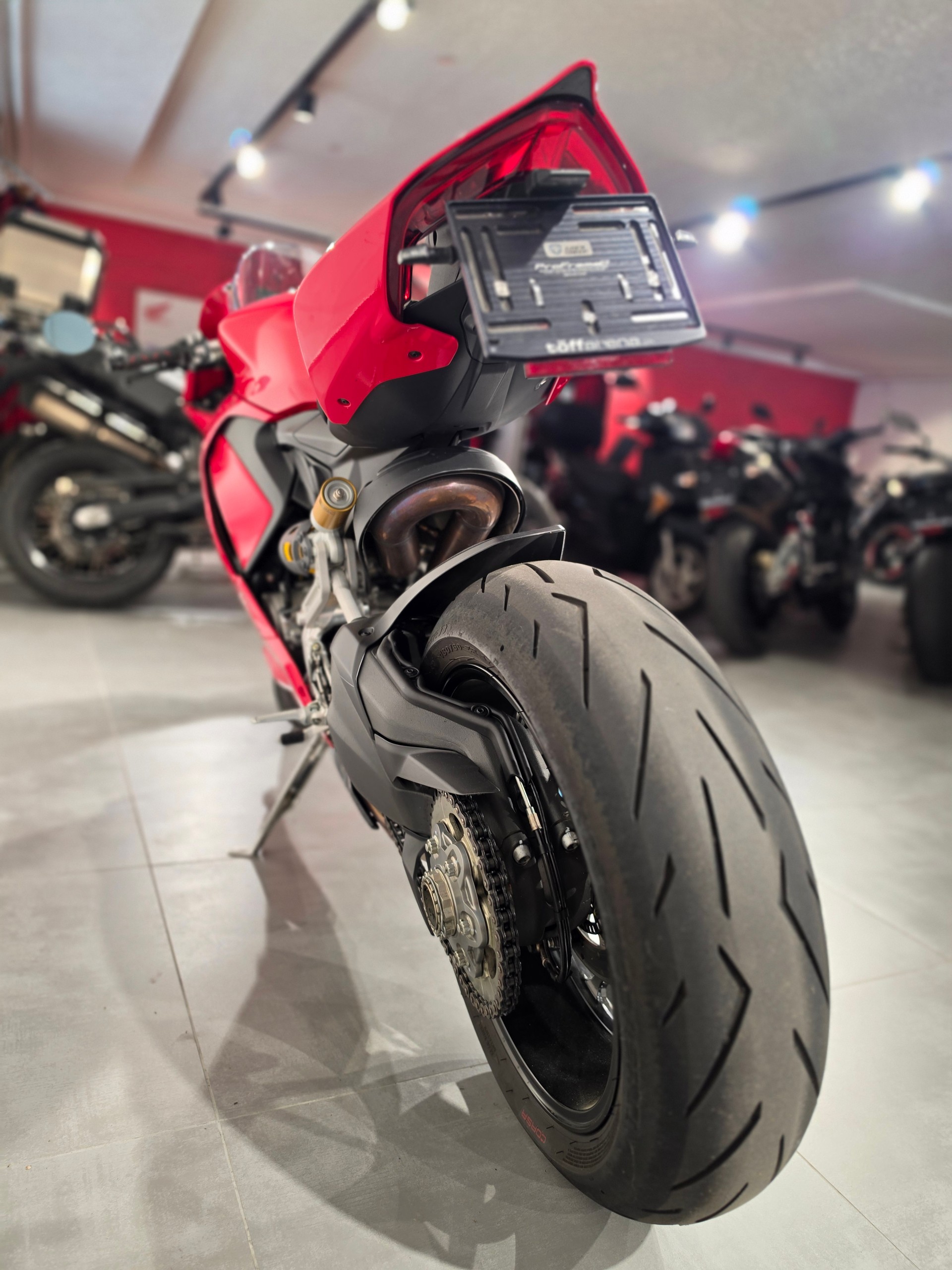 DUCATI Panigale V2-image-9