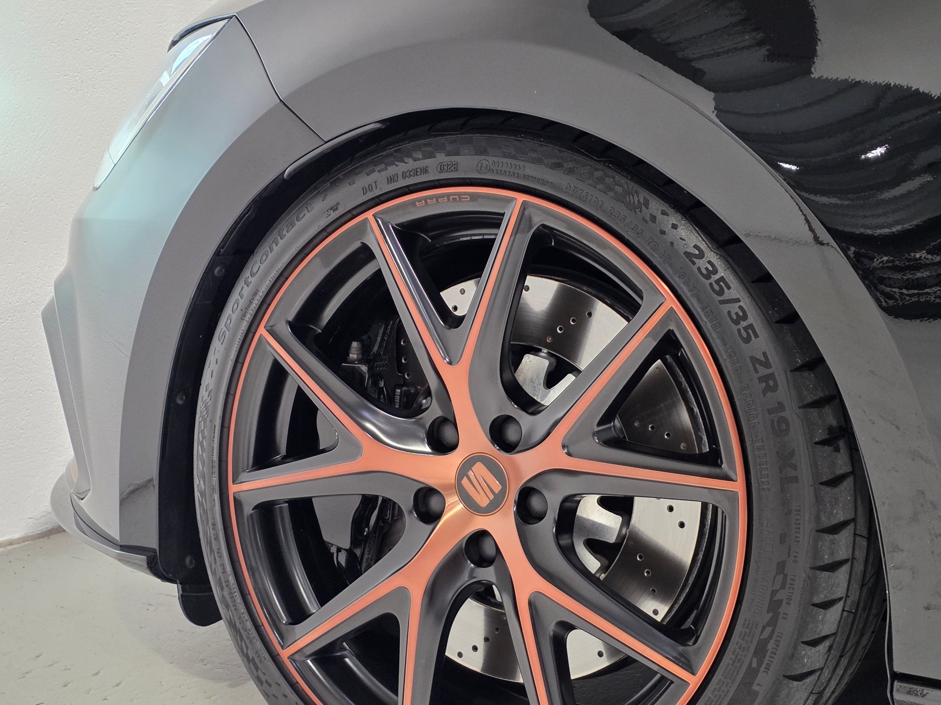 SEAT Leon ST 2.0 TSI Cupra R 300 4 Drive DSG Limited Edition-image-24