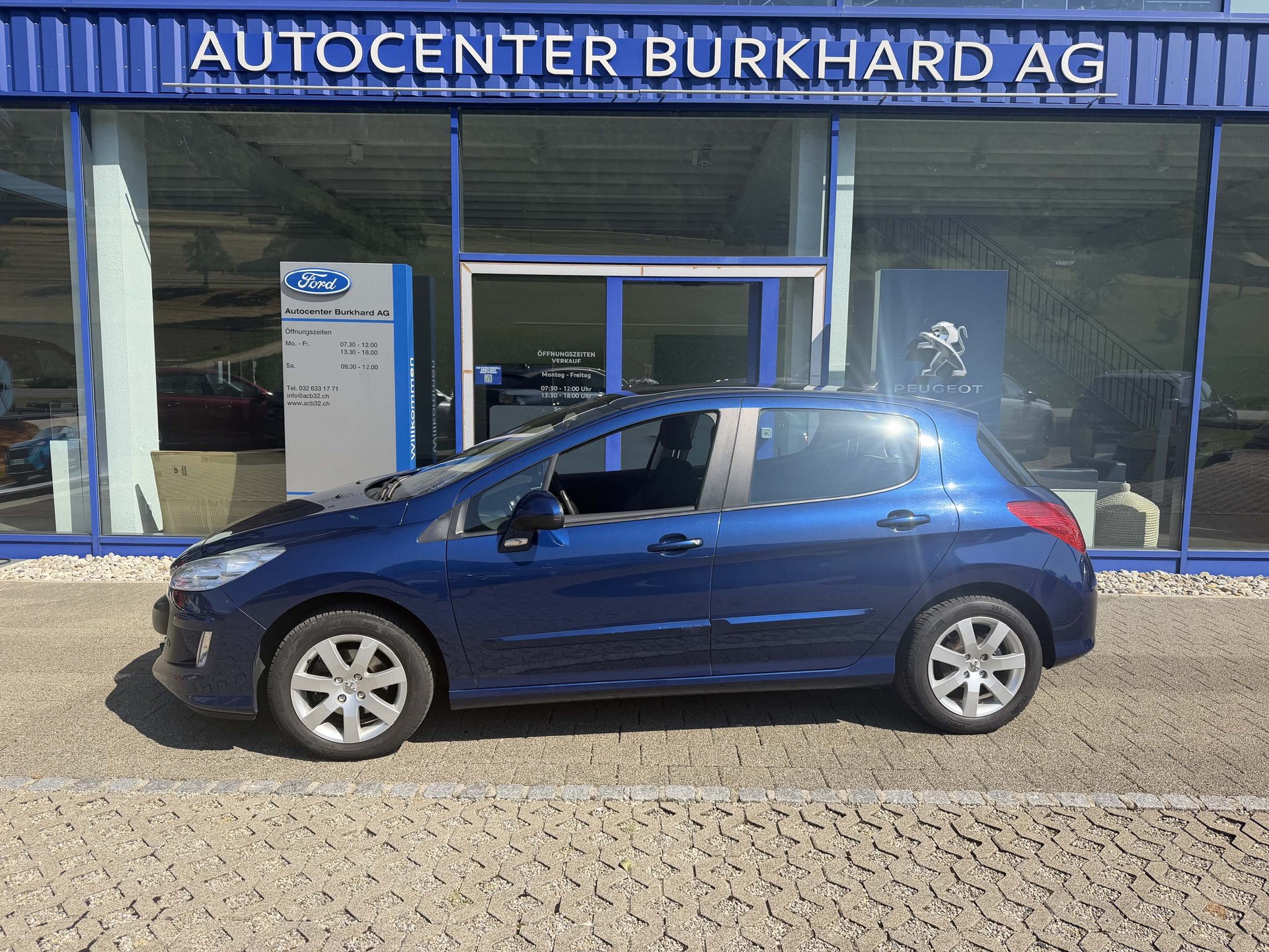 PEUGEOT 308 1.6 Turbo 150 Swiss Edition-image-0