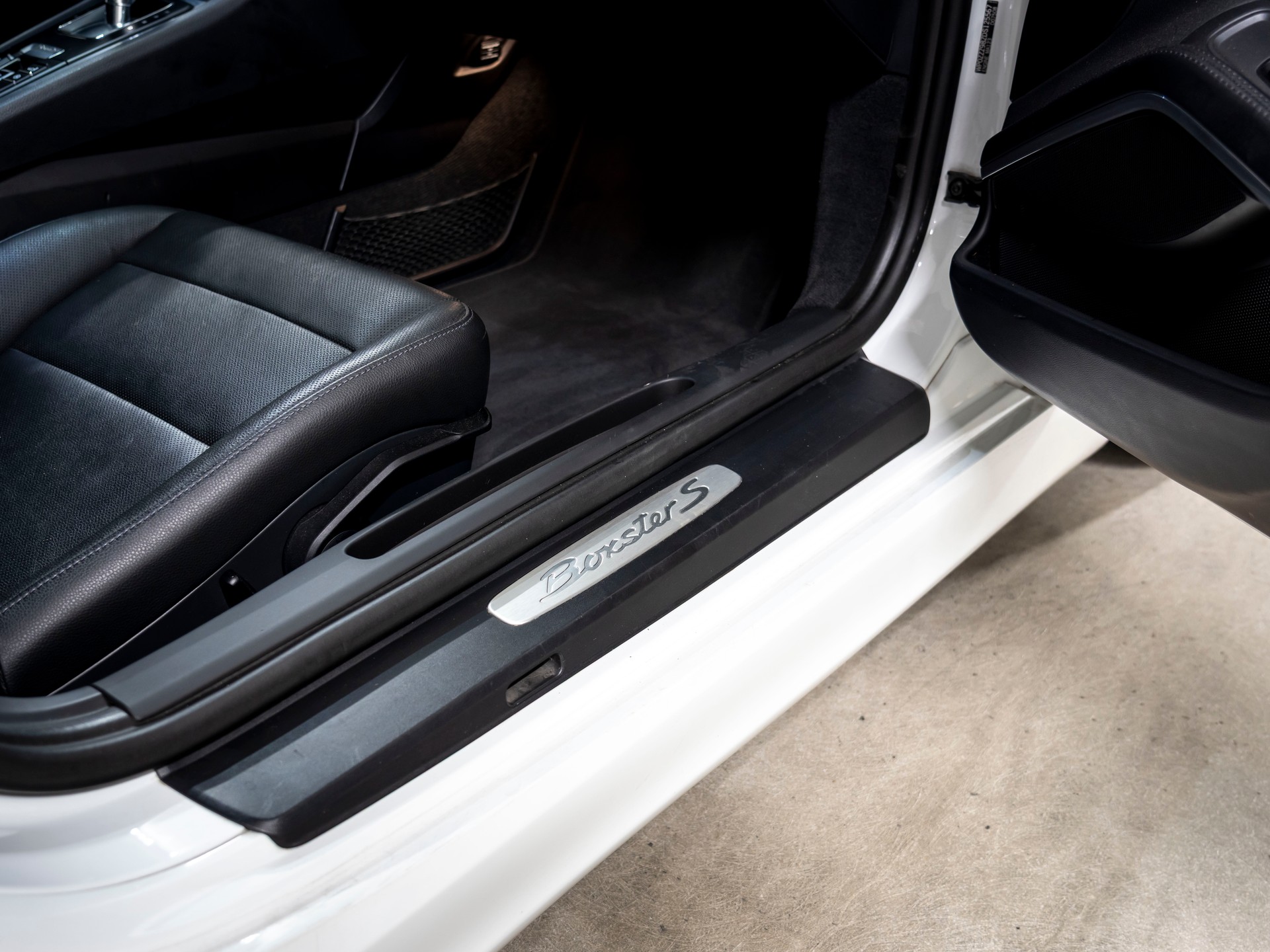 PORSCHE Boxster S 3.4 PDK-image-22