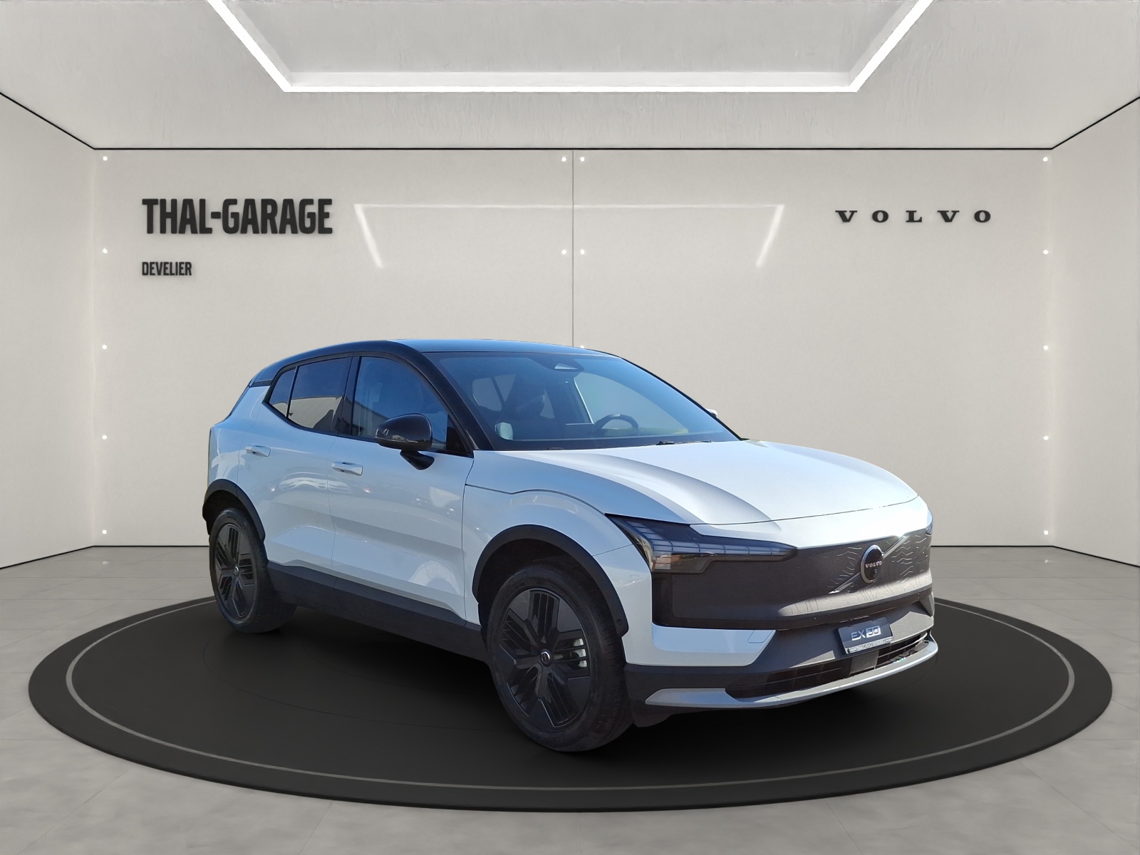 VOLVO EX30 CC E60 Twin Performance AWD-image-2