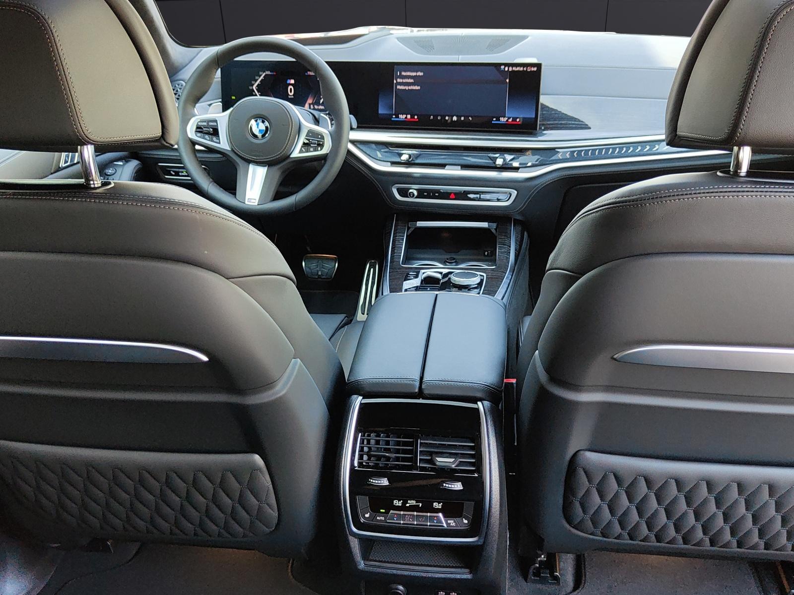 BMW X7 40d xDrive-image-19