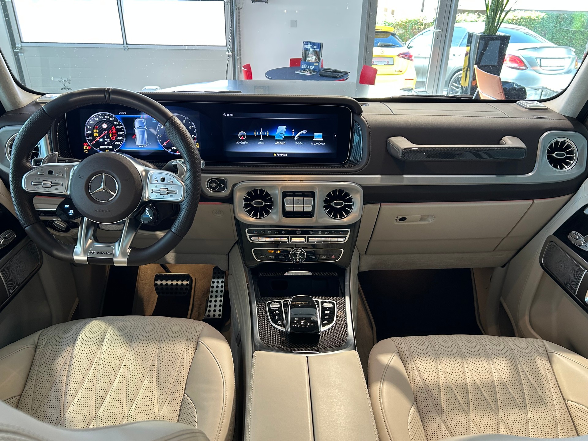 MERCEDES-BENZ G 63 AMG Speedshift Plus G-Tronic-image-11