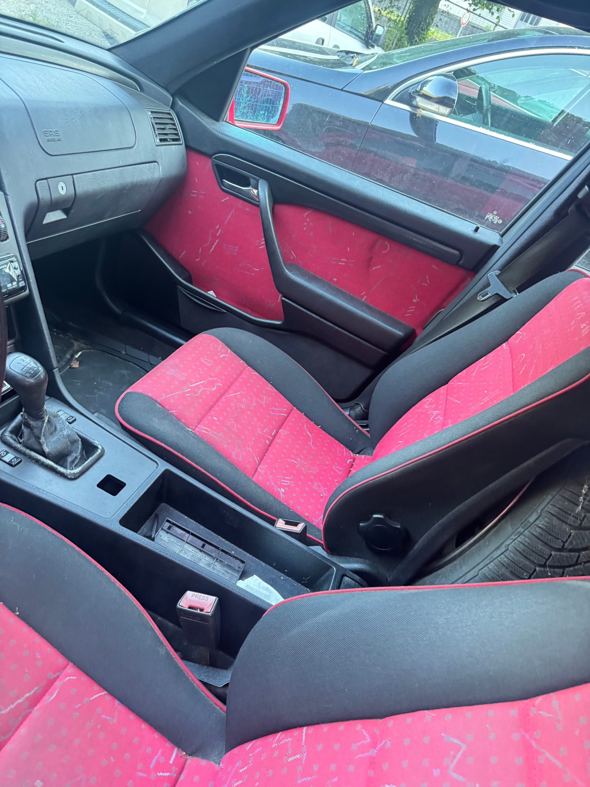 MERCEDES-BENZ C 180 Esprit-image-10