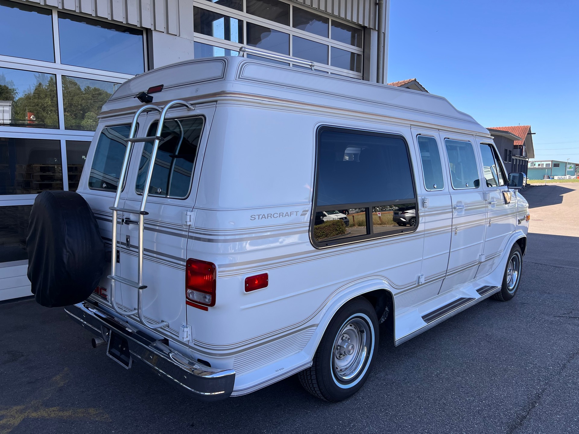 GMC Vandura Reisevan Hochdach-image-1