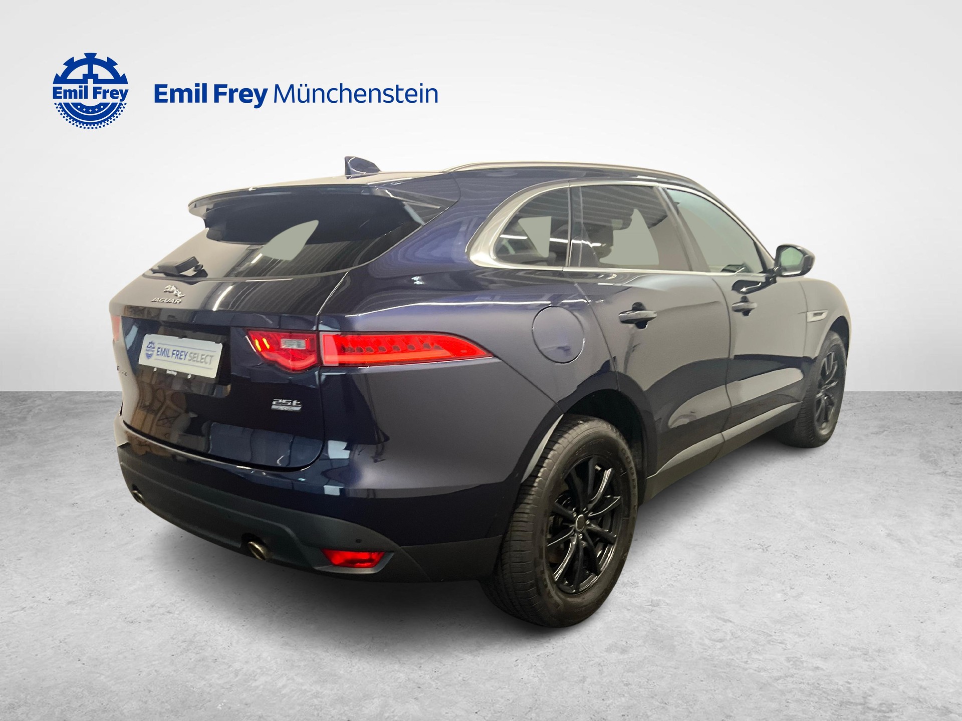 JAGUAR F-Pace 2.0 T 250 Portfolio AWD / Herbstprämie von 500-2000 CHF oder 1.99% Leasing-Aktion auf Occasions-Fahrzeuge-image-4