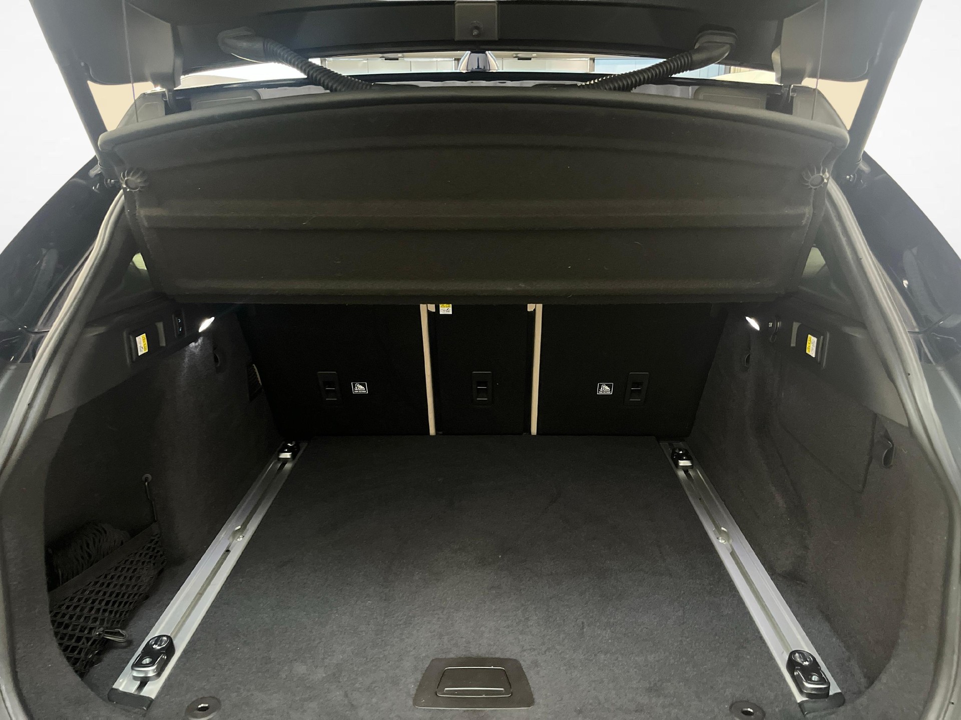 JAGUAR F-Pace 2.0 T 250 Portfolio AWD / Herbstprämie von 500-2000 CHF oder 1.99% Leasing-Aktion auf Occasions-Fahrzeuge-image-11