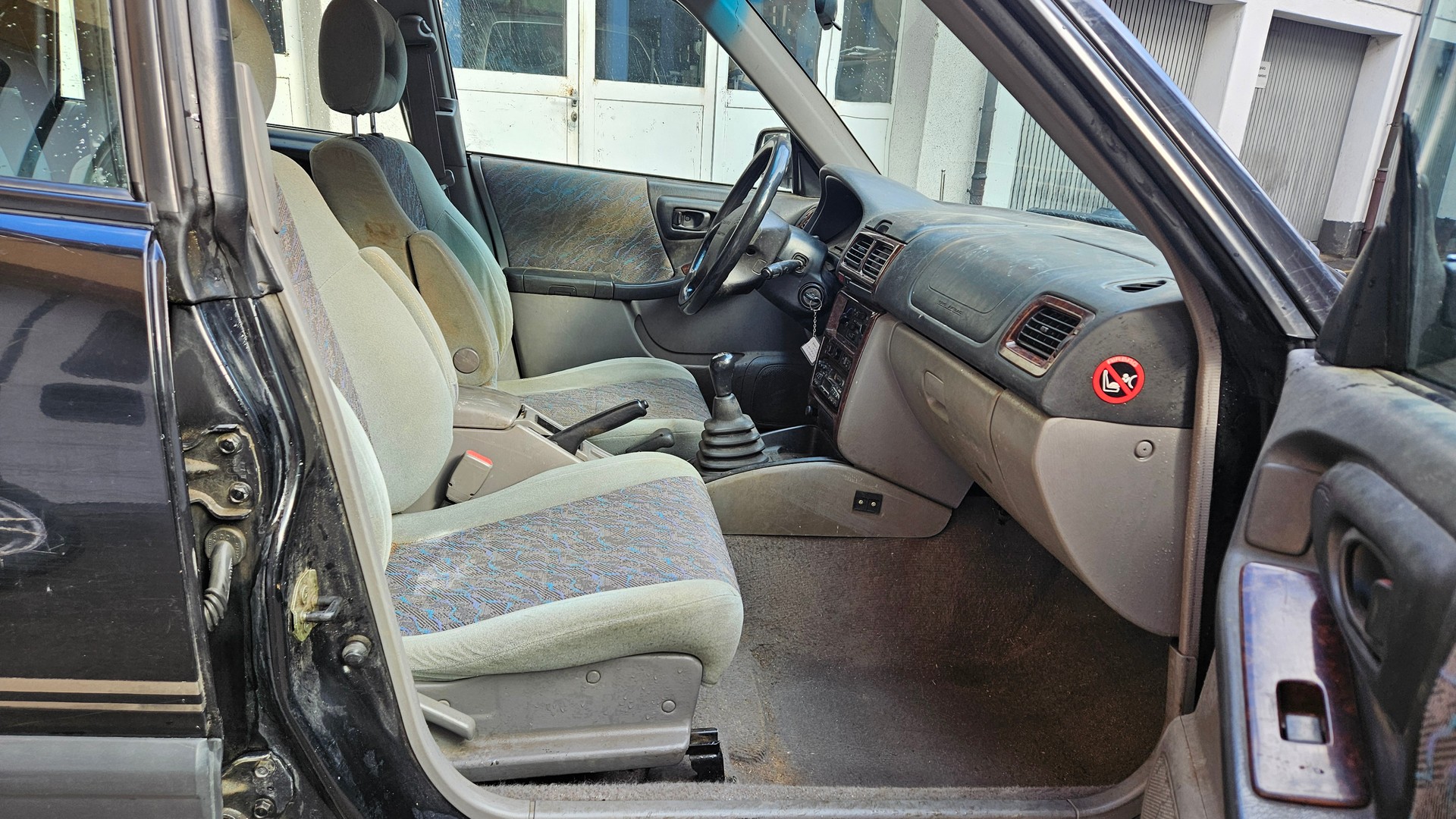 SUBARU Forester 2.0-showroom-element-3