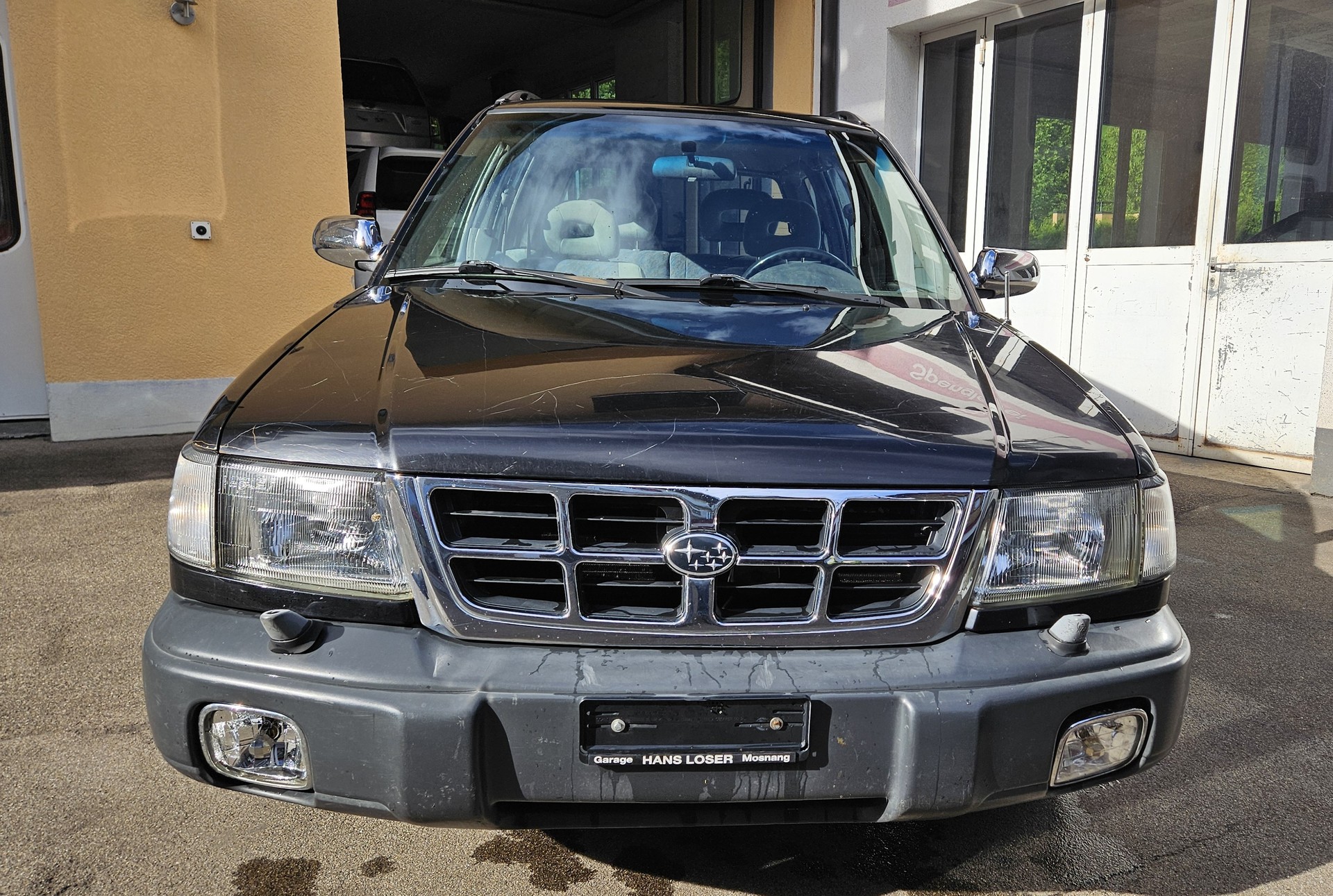 SUBARU Forester 2.0-showroom-element-1