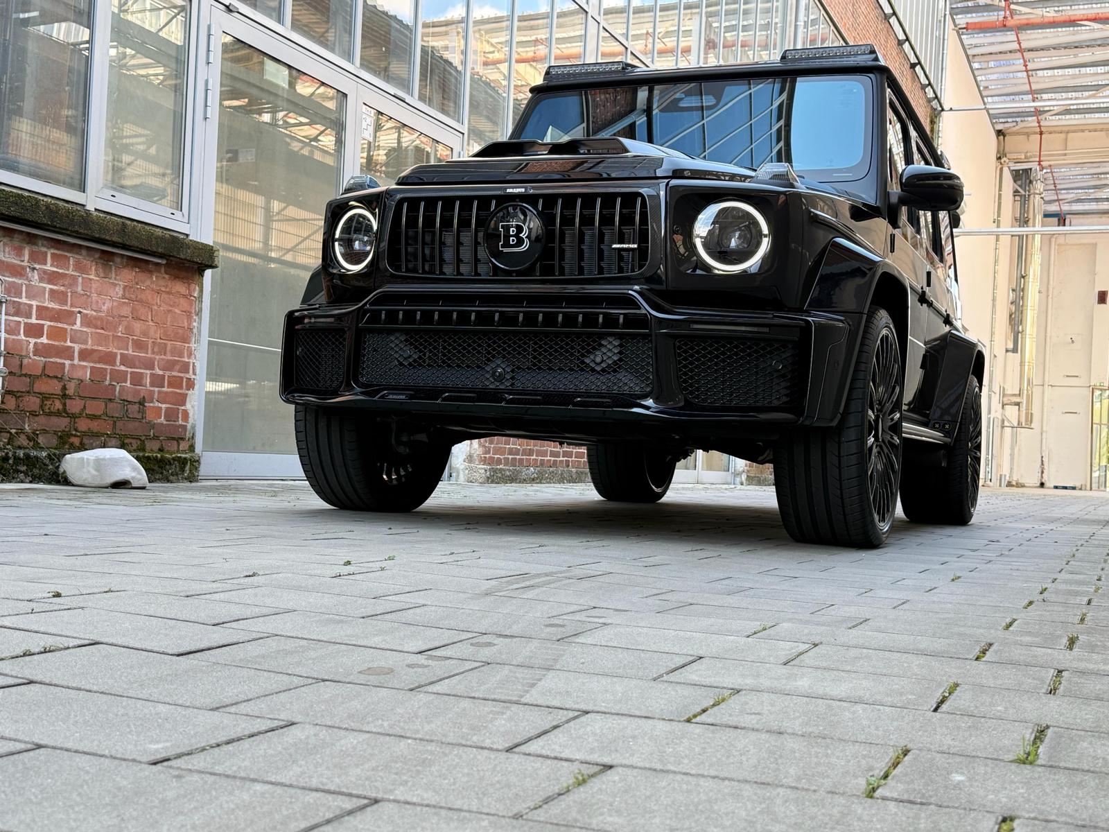 MERCEDES-BENZ G 63 AMG 9G-Tronic-image-4