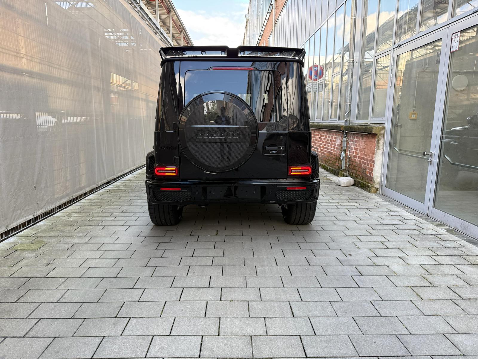 MERCEDES-BENZ G 63 AMG 9G-Tronic-image-6