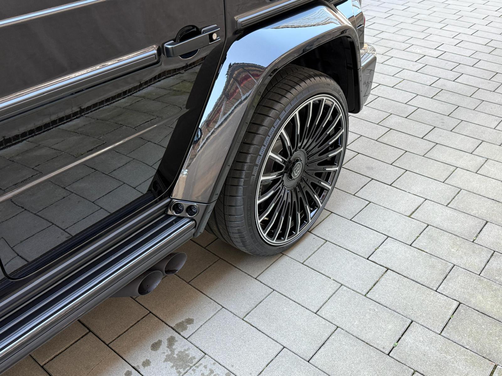 MERCEDES-BENZ G 63 AMG 9G-Tronic-image-7