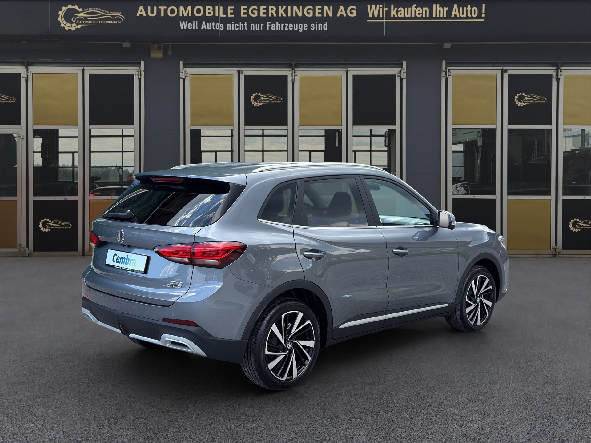 MG ZS 1.5 Hybrid+ Luxury-image-4