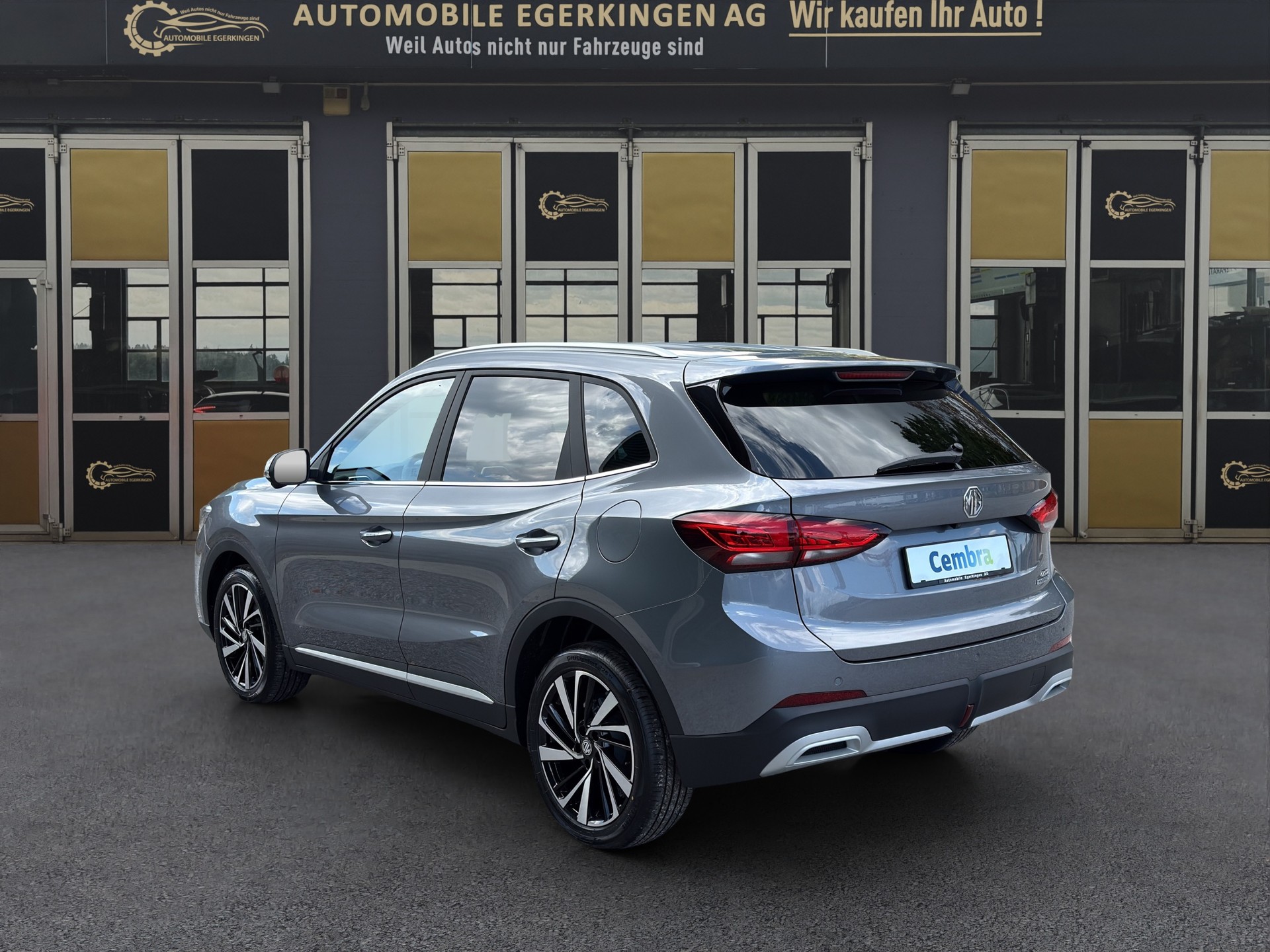 MG ZS 1.5 Hybrid+ Luxury-image-6