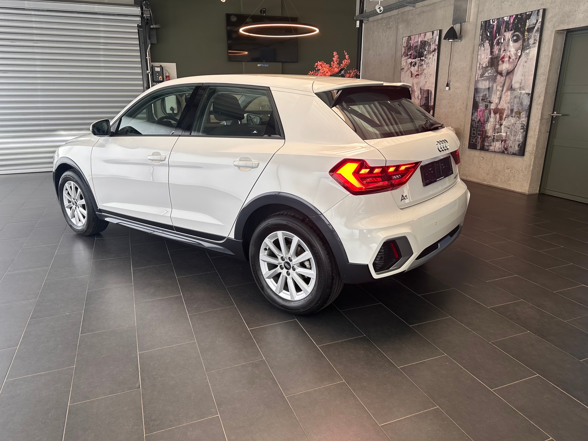AUDI A1 Sportback 1.0 30 TFSI Allstreet S-Tronic-image-15