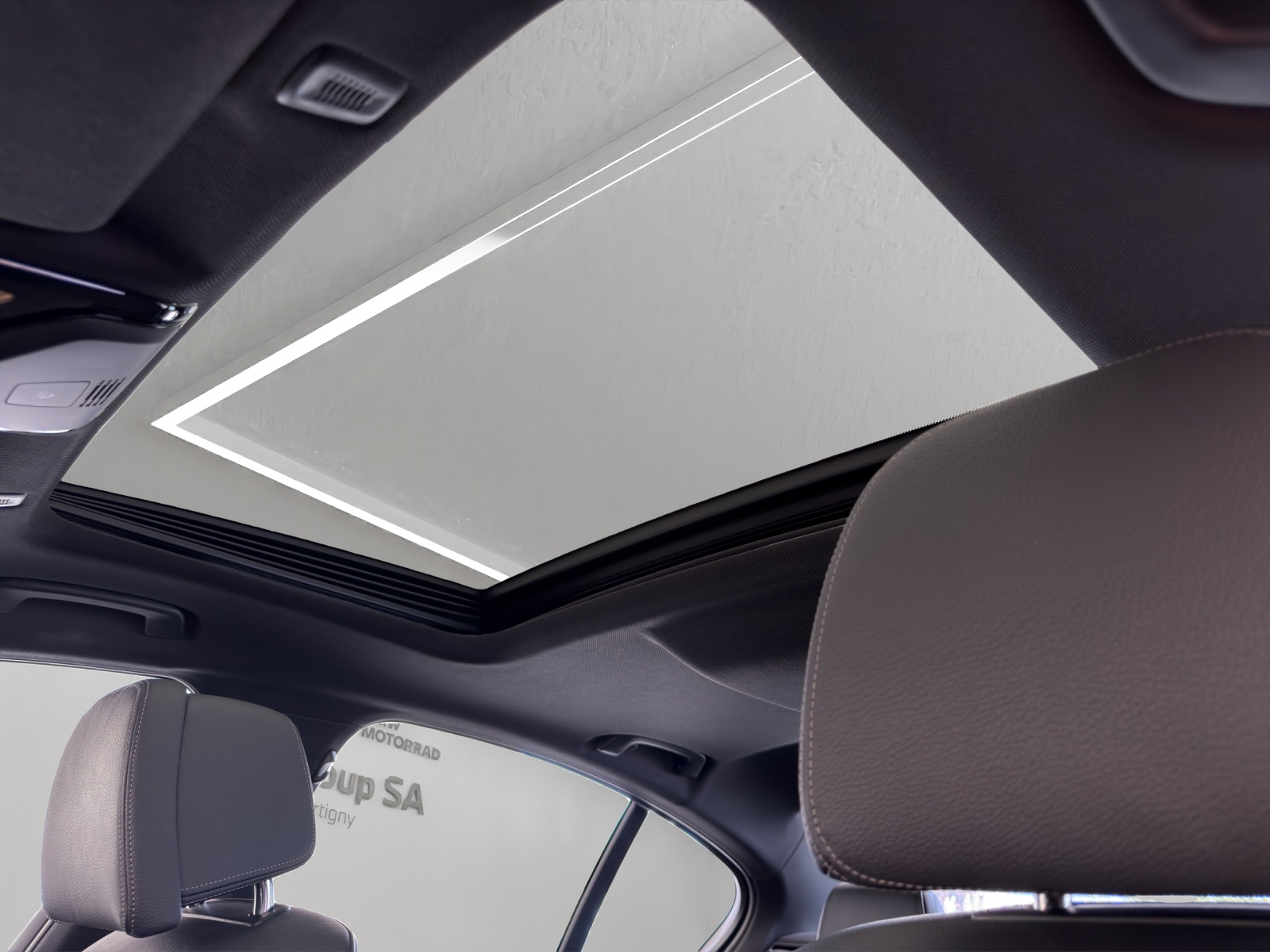 BMW 530i xDrive Steptronic Sport Line (CH)-image-16