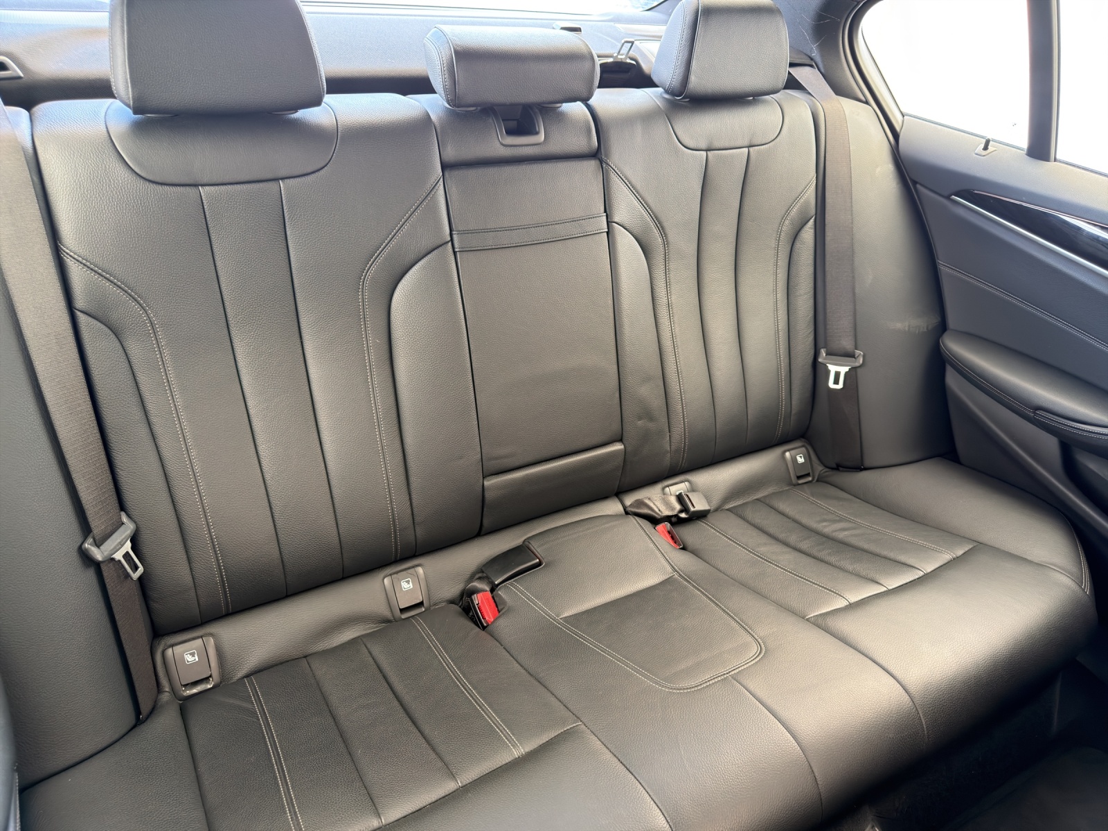 BMW 530i xDrive Steptronic Sport Line (CH)-image-17