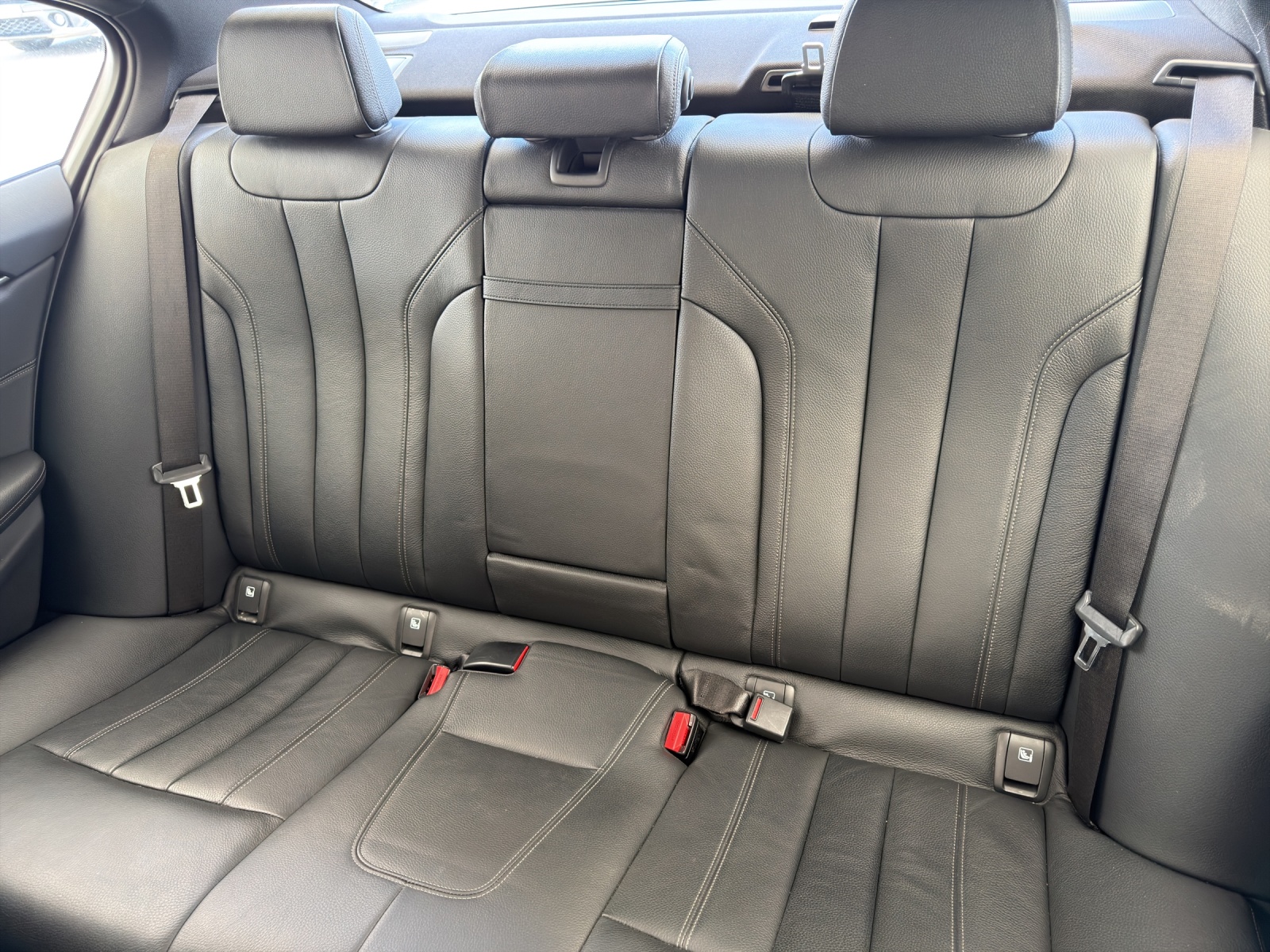 BMW 530i xDrive Steptronic Sport Line (CH)-image-18