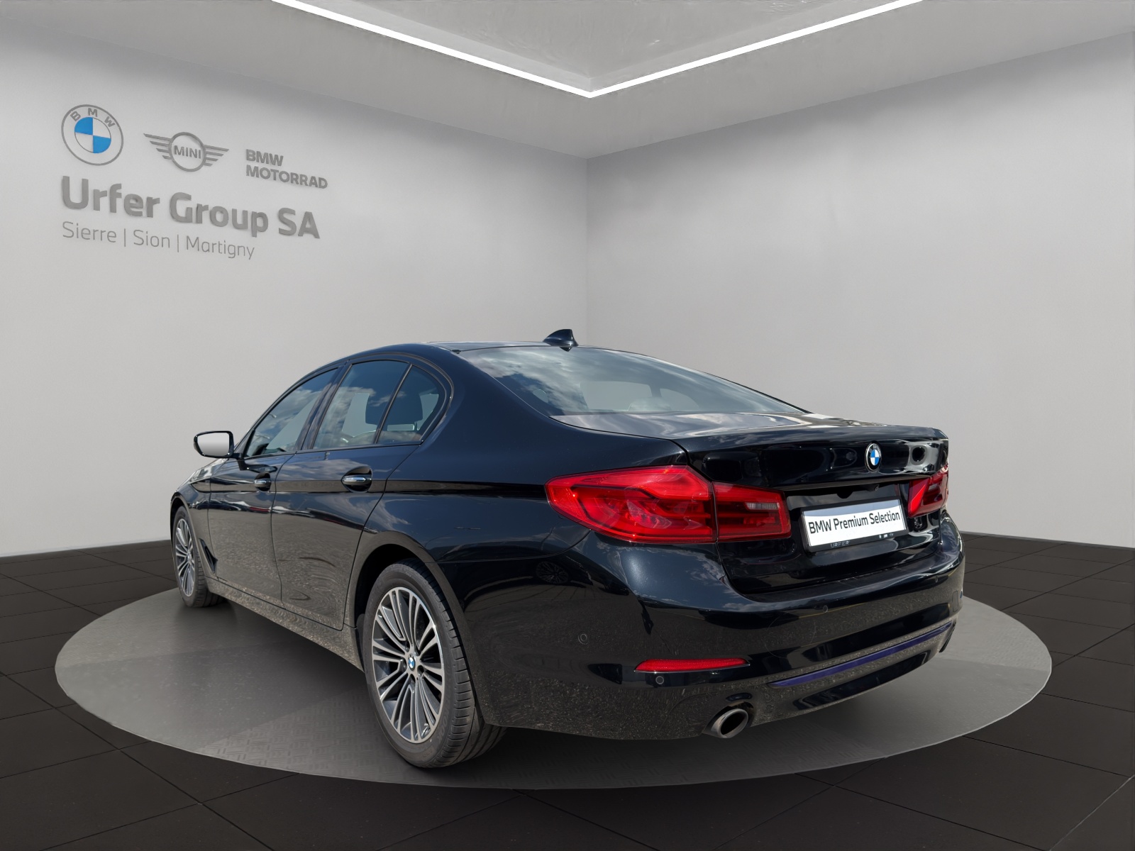 BMW 530i xDrive Steptronic Sport Line (CH)-image-2