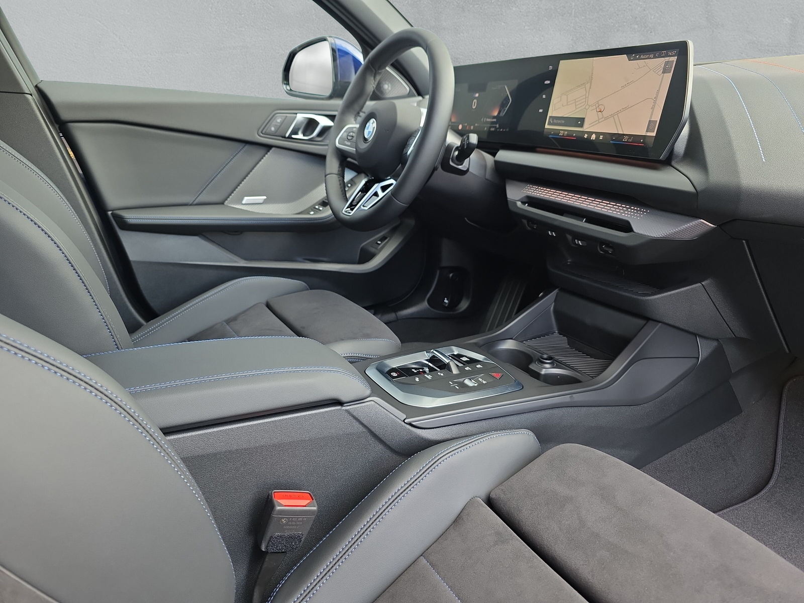 BMW 123 xDrive M Sport Pro Steptronic-image-8