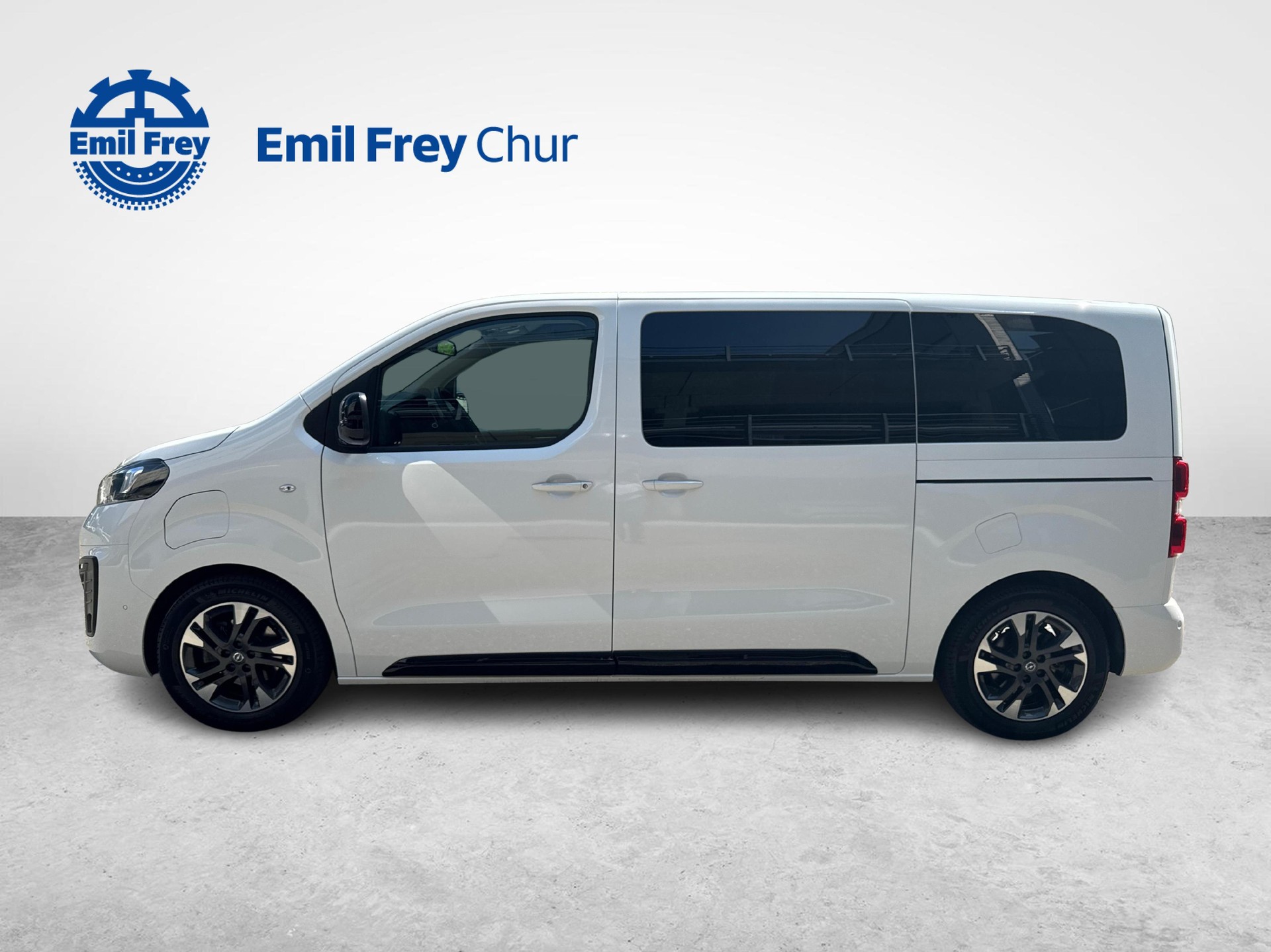 OPEL Zafira-e Life M Business Elegance 75kWh-showroom-element-1