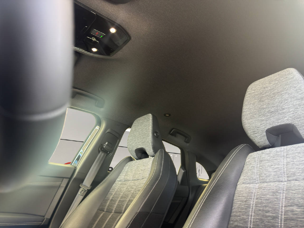 RENAULT Austral 1.2 E-Tech techno Voll-Hybrid 200PS-image-2