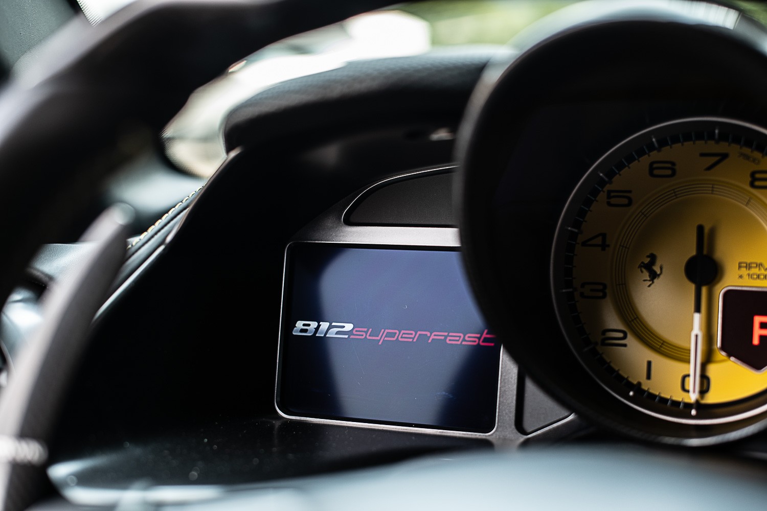FERRARI 812 Superfast-image-19