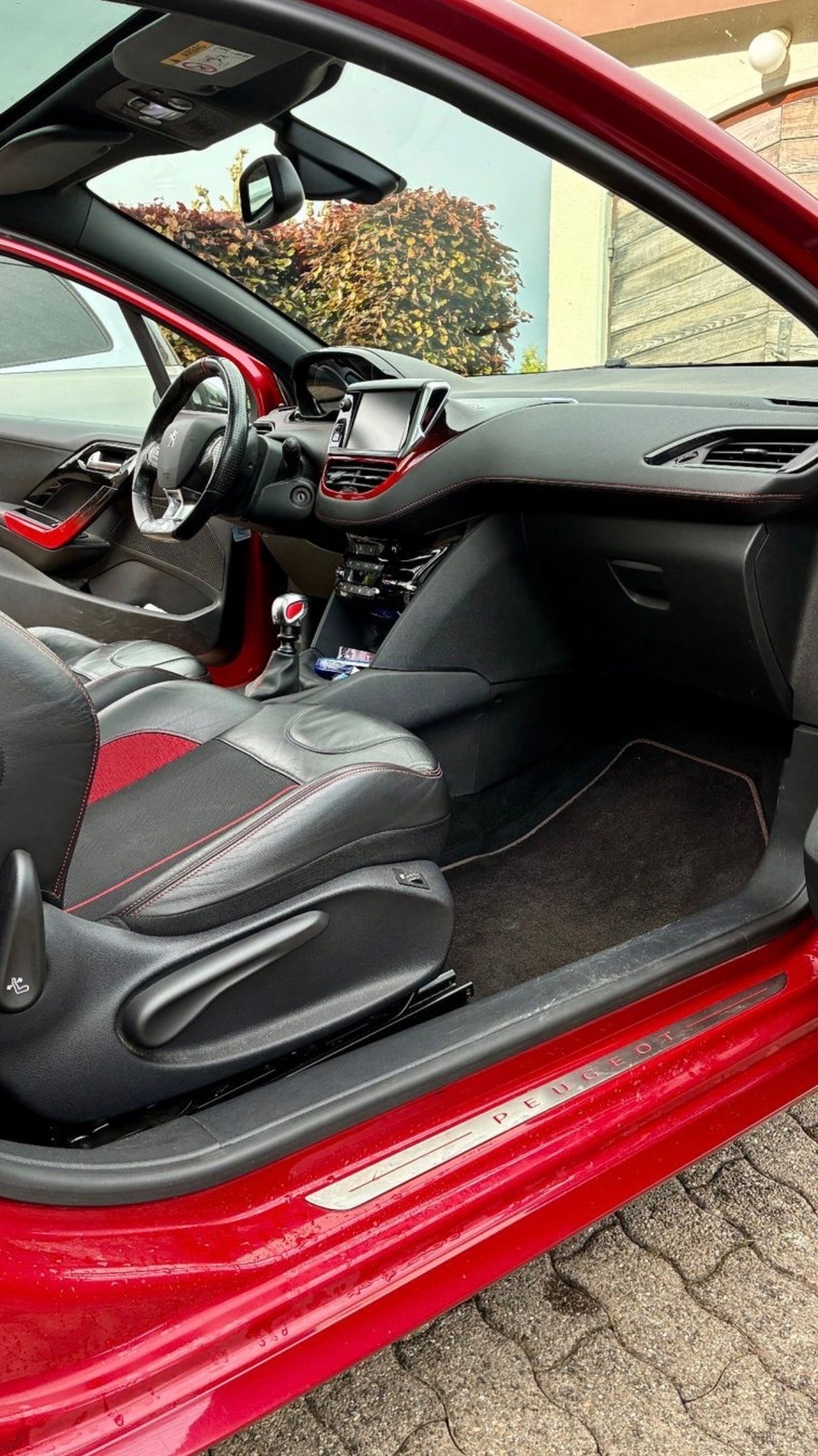 PEUGEOT 1.6 Turbo GTi-image-4