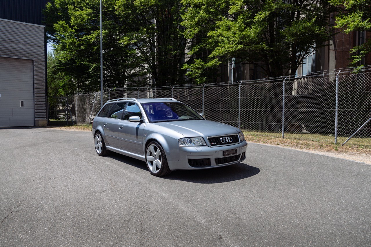 AUDI RS6 Avant quattro tiptronic-image-7