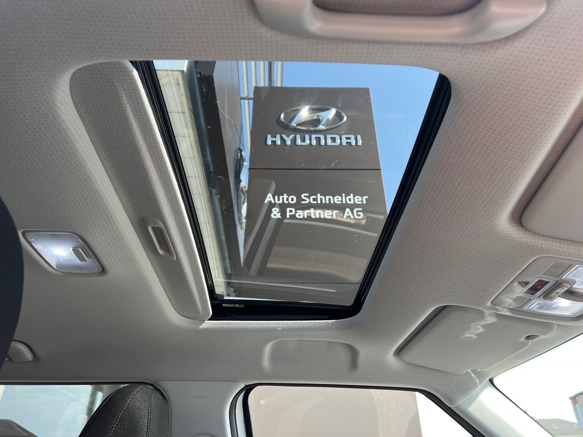HYUNDAI Inster 49kWh Vertex-image-12