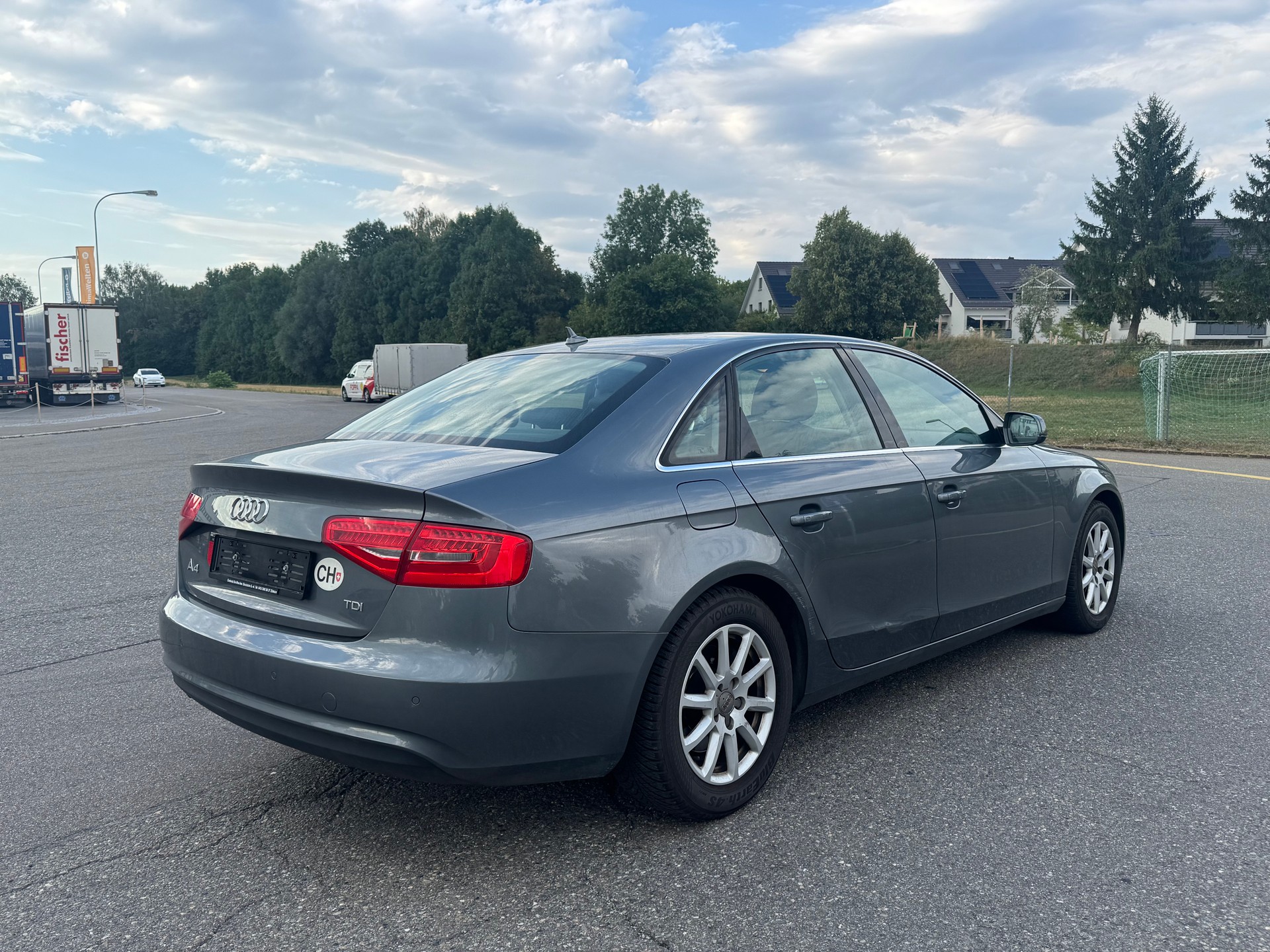 AUDI A4 Limousine 2.0 TDIe-image-7