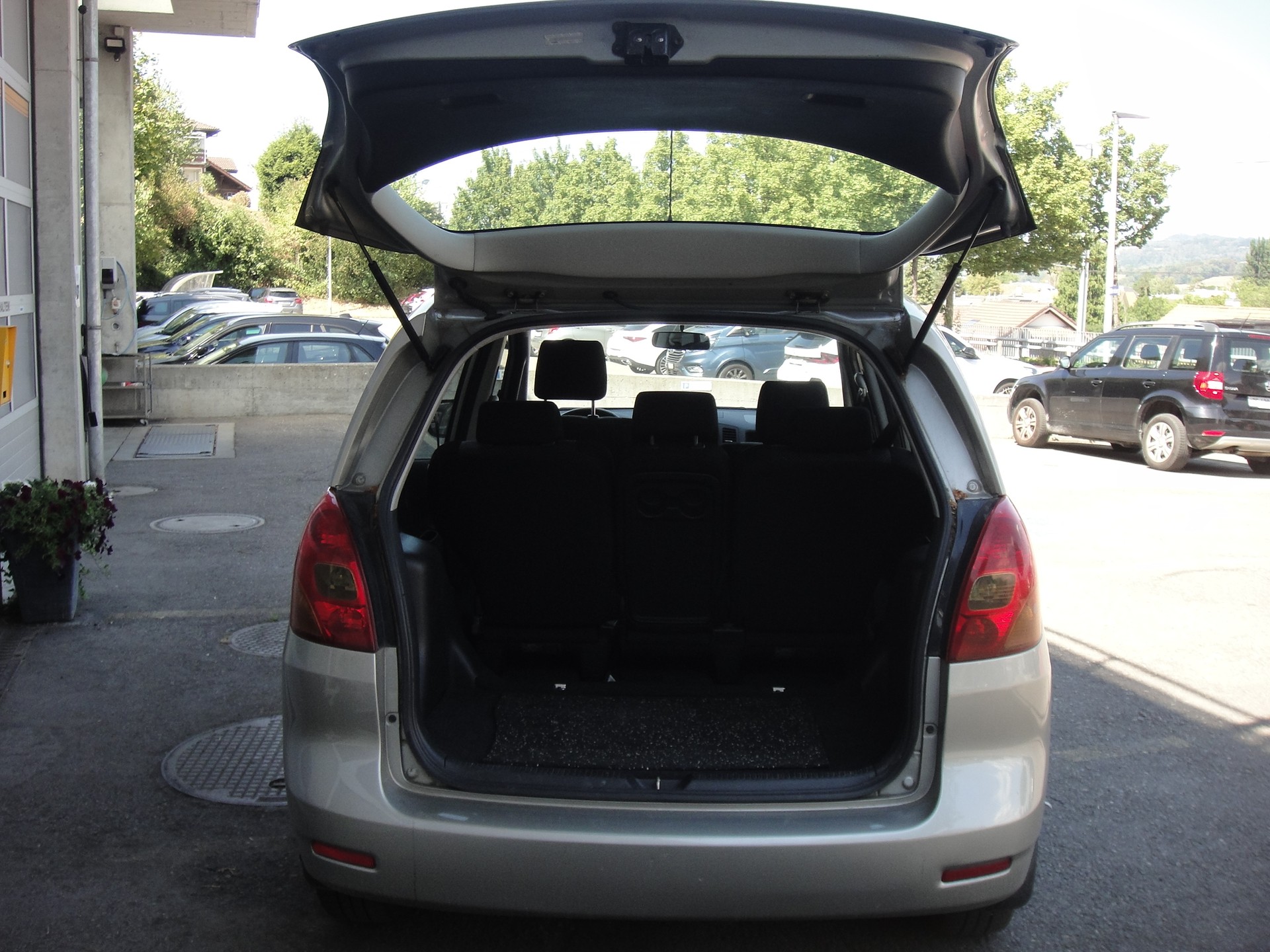 TOYOTA Corolla Verso 1.6 Linea Sol-image-4