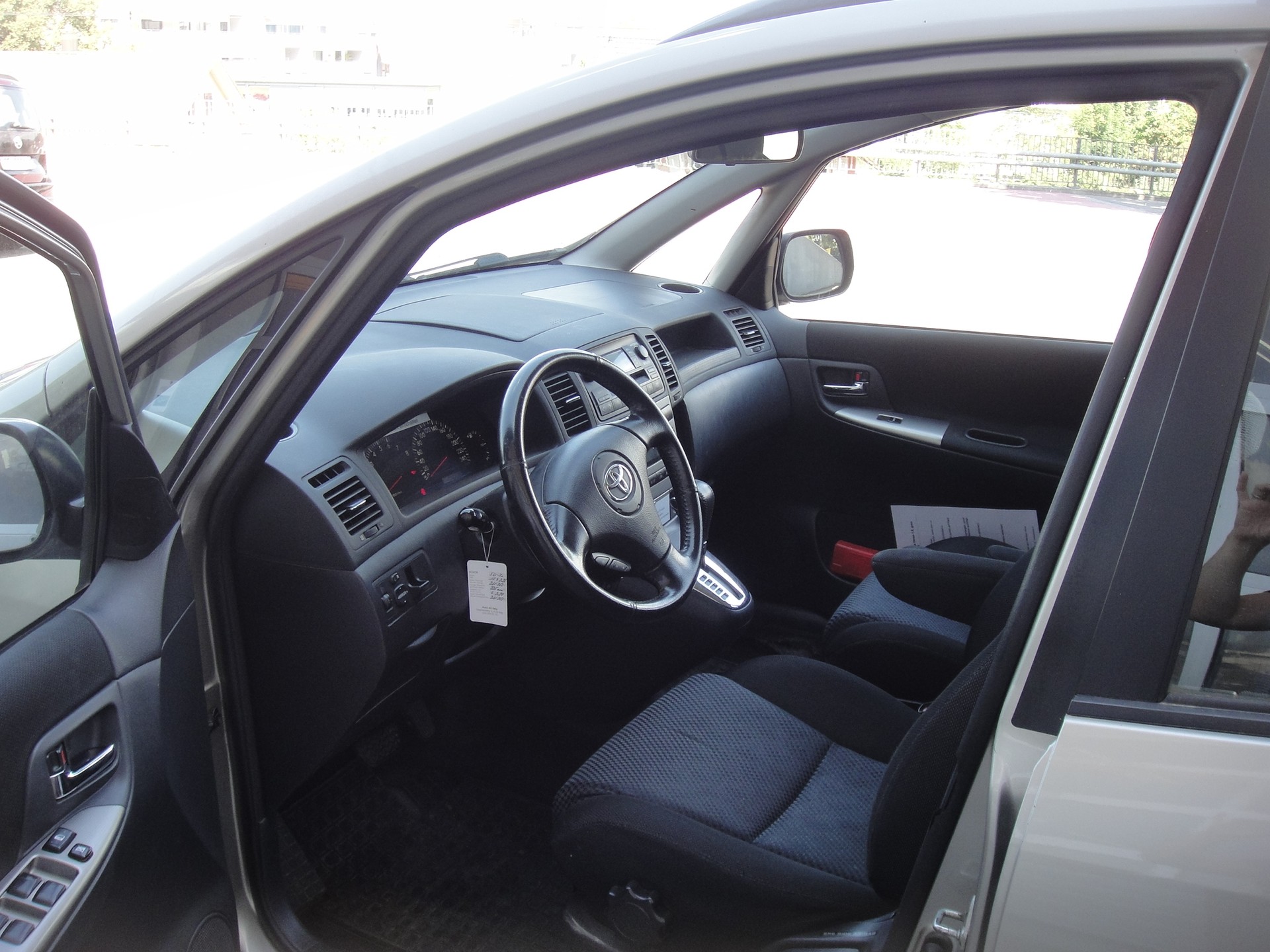 TOYOTA Corolla Verso 1.6 Linea Sol-image-7