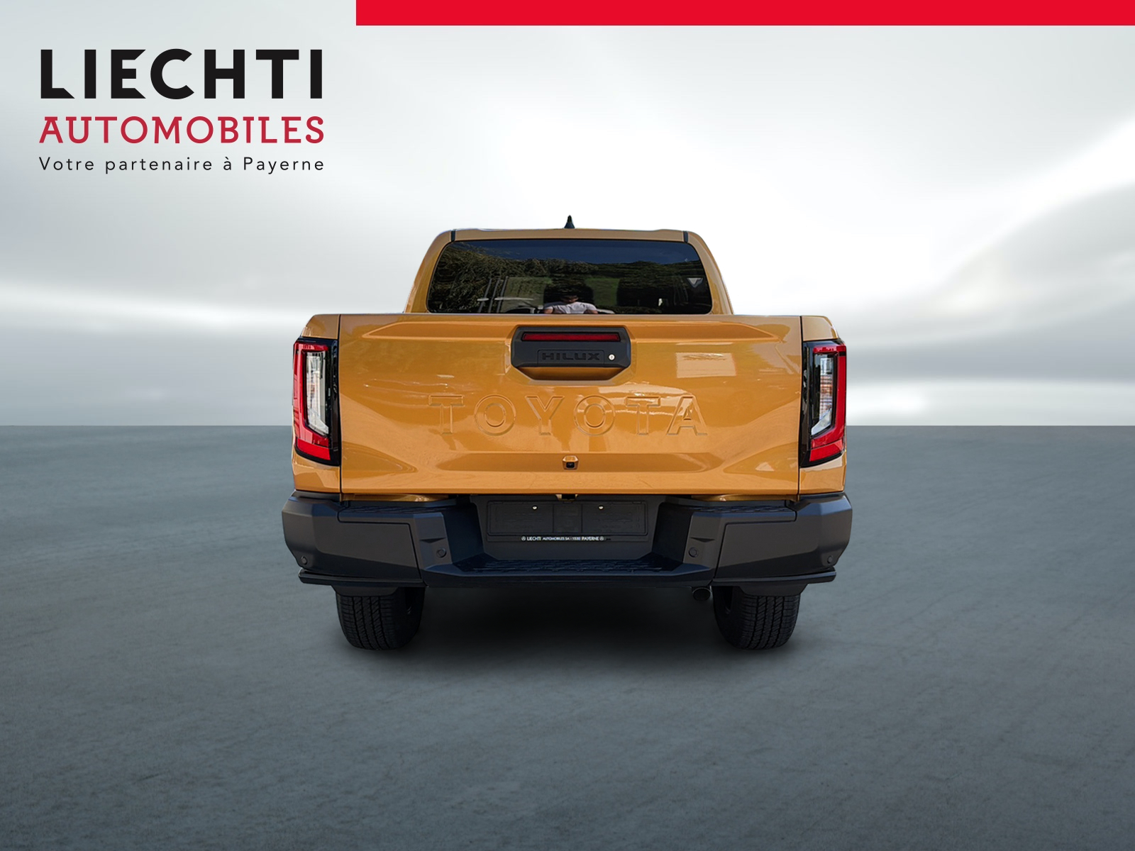 TOYOTA Hilux 2.8d MHEV Style Double Cab 4x4-image-3