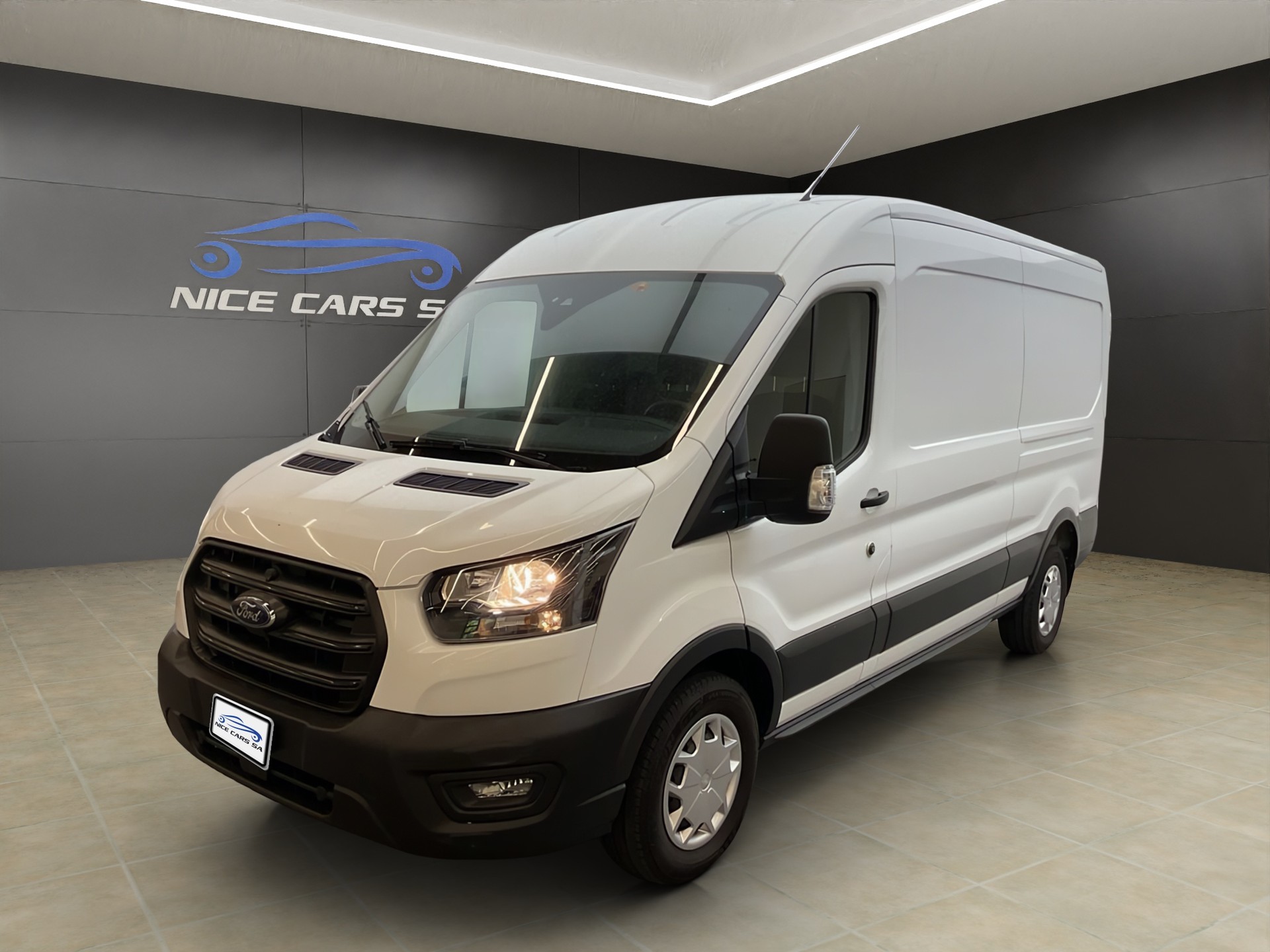 FORD Transit Van 350 L3 Trend 2.0 TDCi 170 FWD-image-0