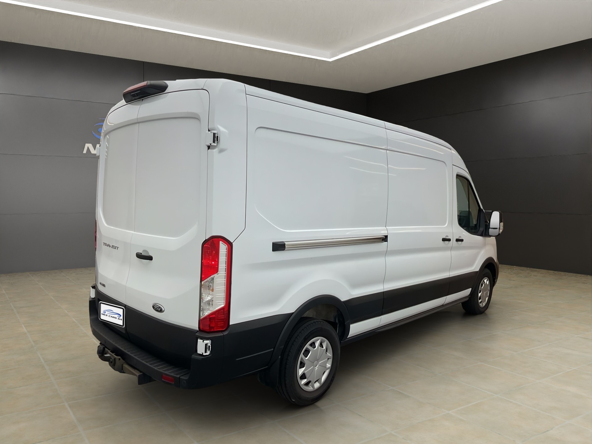 FORD Transit Van 350 L3 Trend 2.0 TDCi 170 FWD-image-2