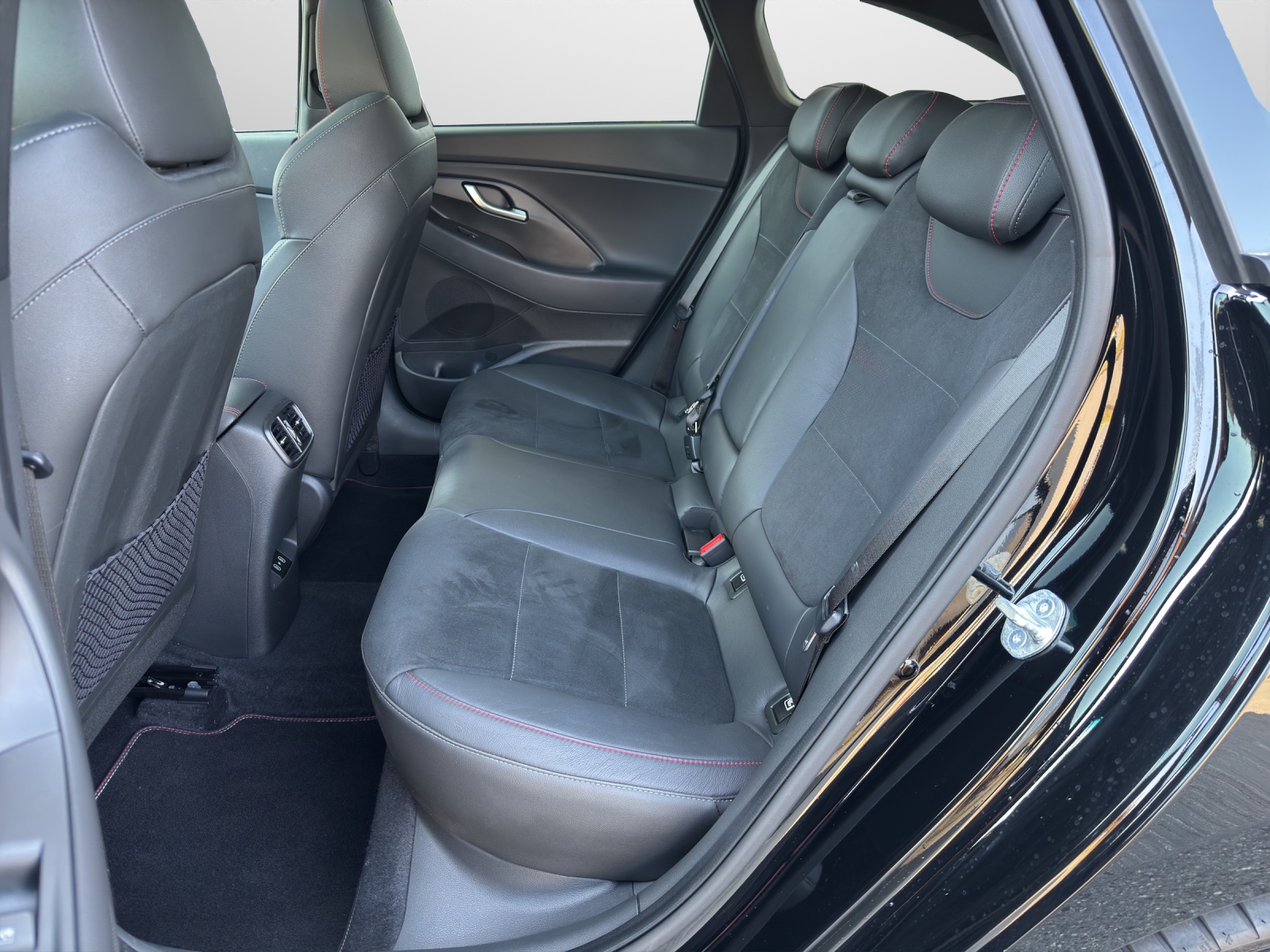 HYUNDAI i30 Wagon 1.5 T-GDi N-Line Lux.-image-8