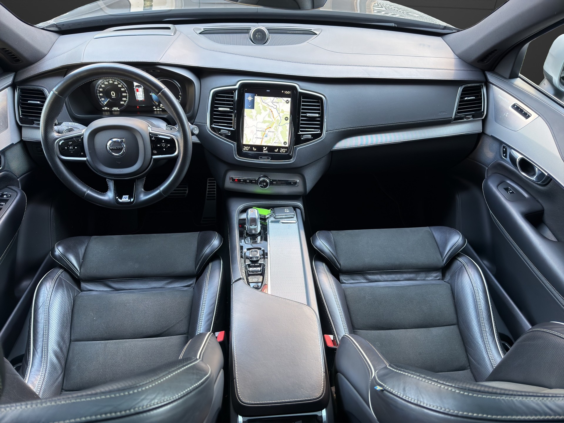 VOLVO XC90 T8 AWD R-Design Geartronic Pano/7 Plätze-image-8