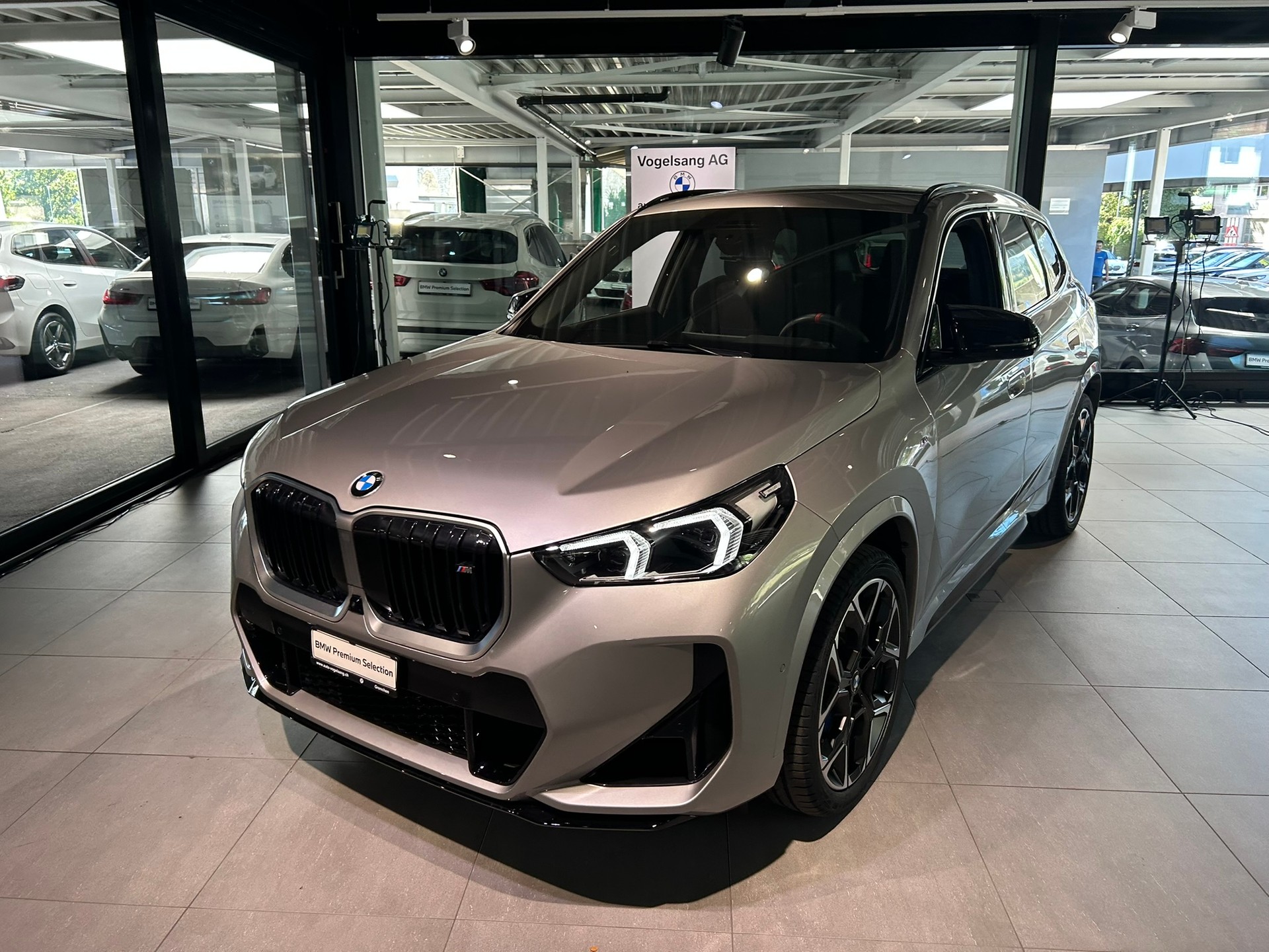 BMW X1 xDrive M35i-image-1